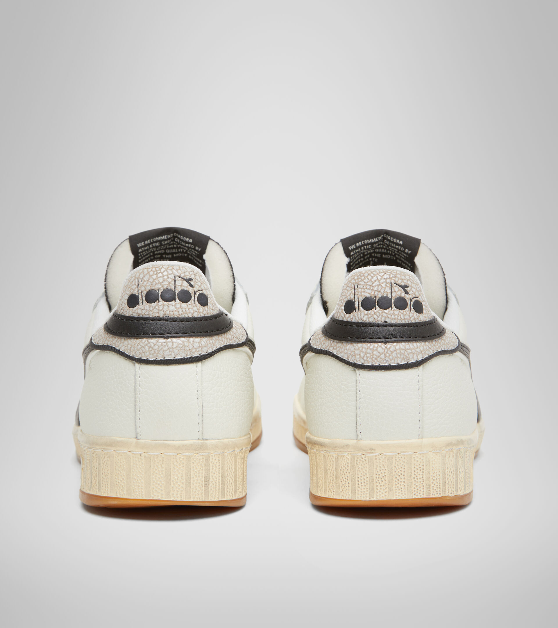 Sports shoe - Unisex GAME L LOW ICONA WHITE/BLACK - Diadora