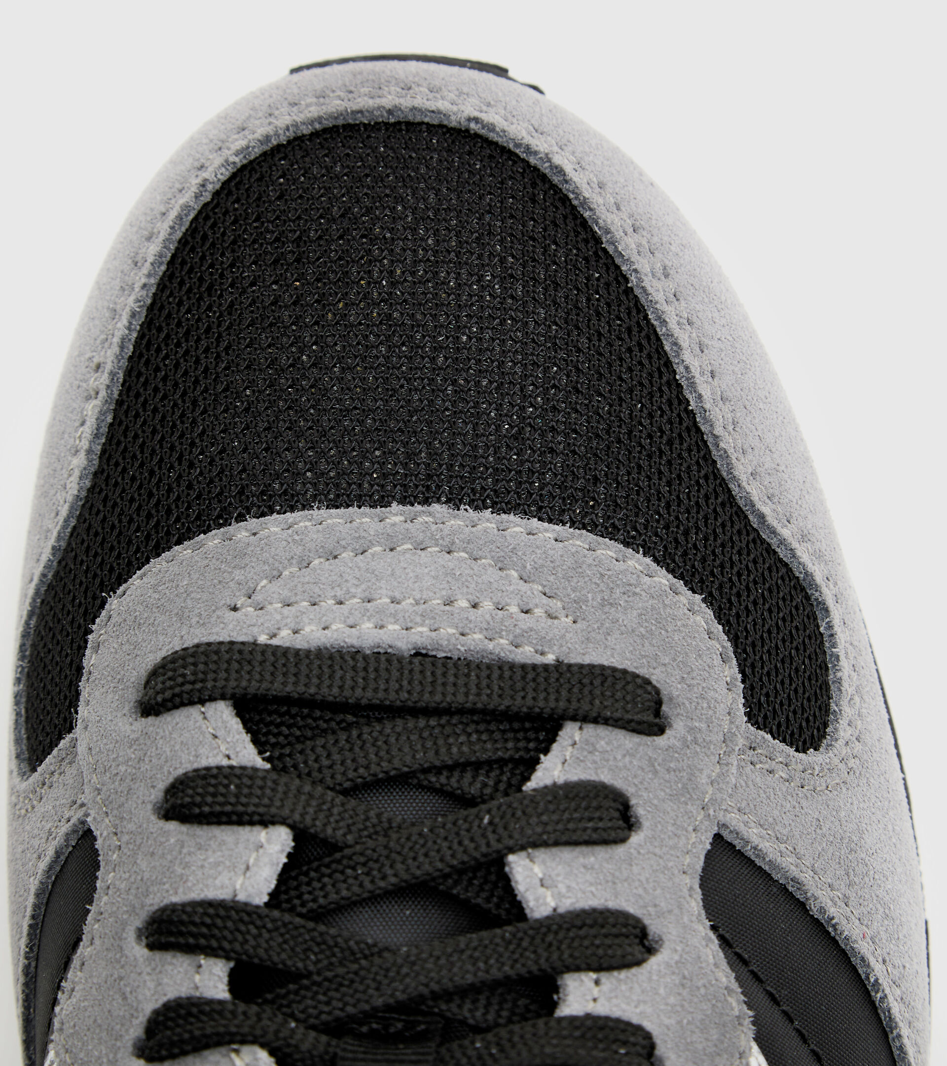 Sports shoe - Unisex CAMARO METAL BLACK - Diadora