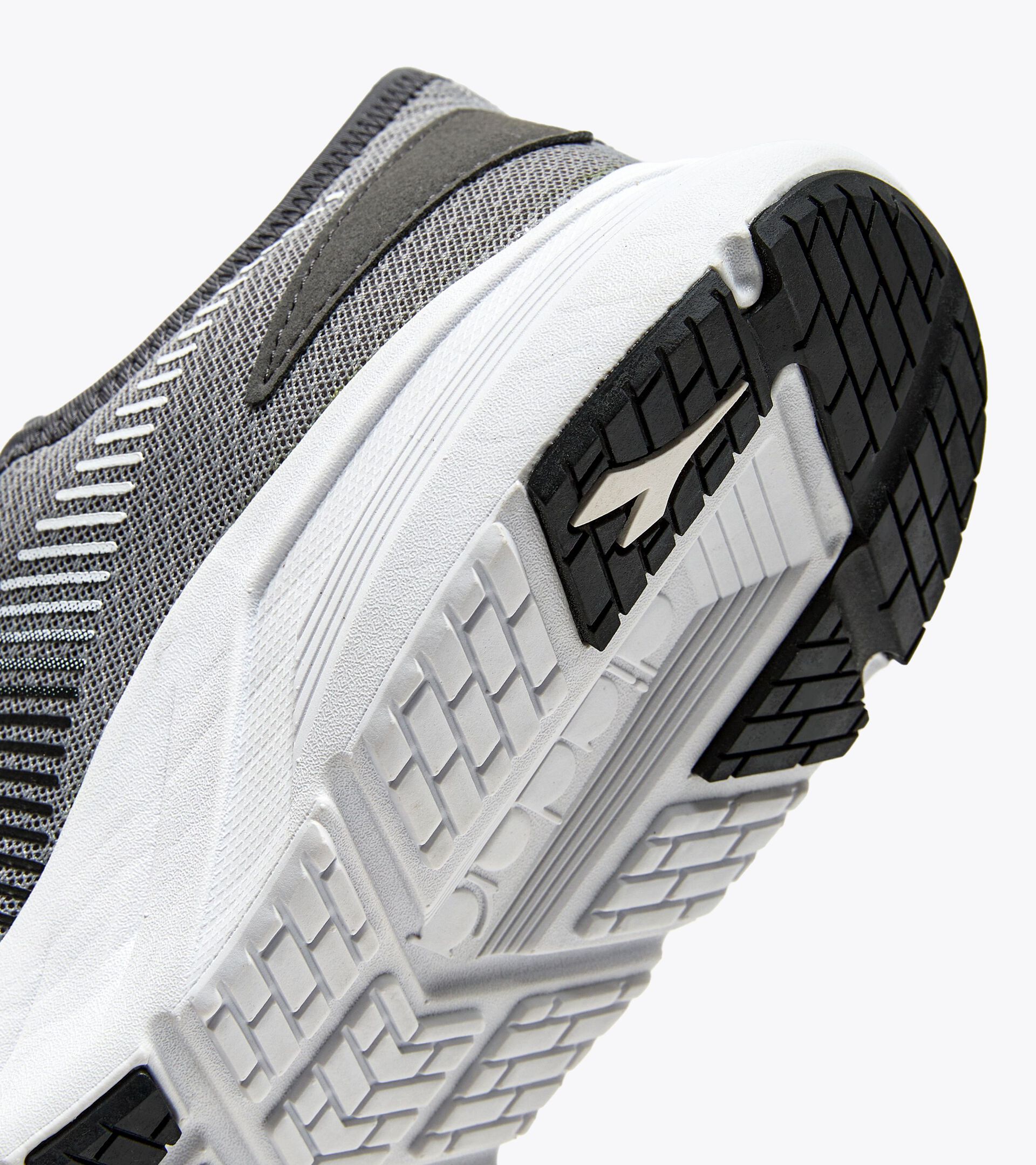 Walking shoe - Men PASSO 3 ALLOY/STEEL GRAY/BLACK - Diadora