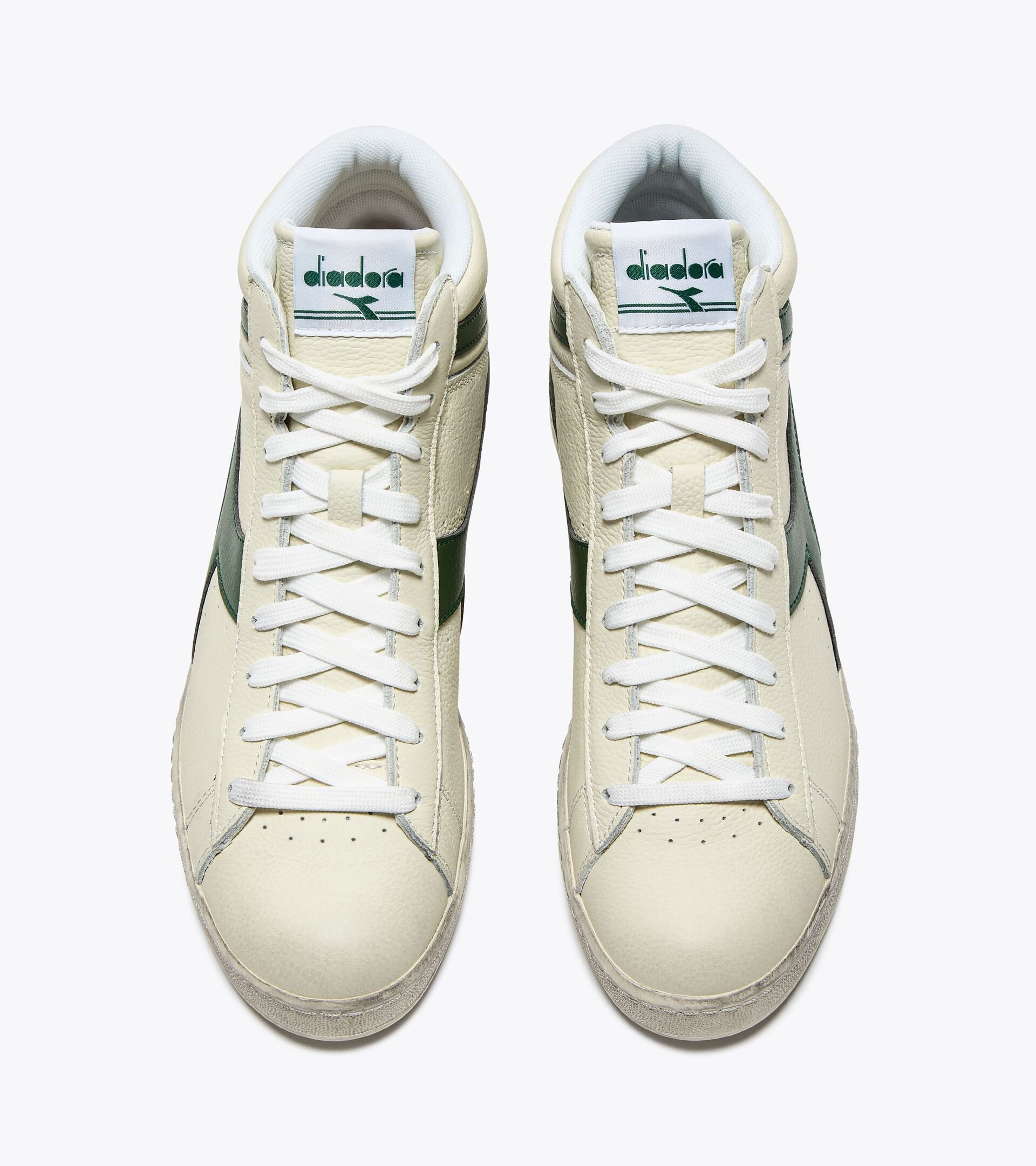 Sporty sneakers - All-Gender GAME L HIGH WAXED WHITE/FOGLIAGE GREEN - Diadora