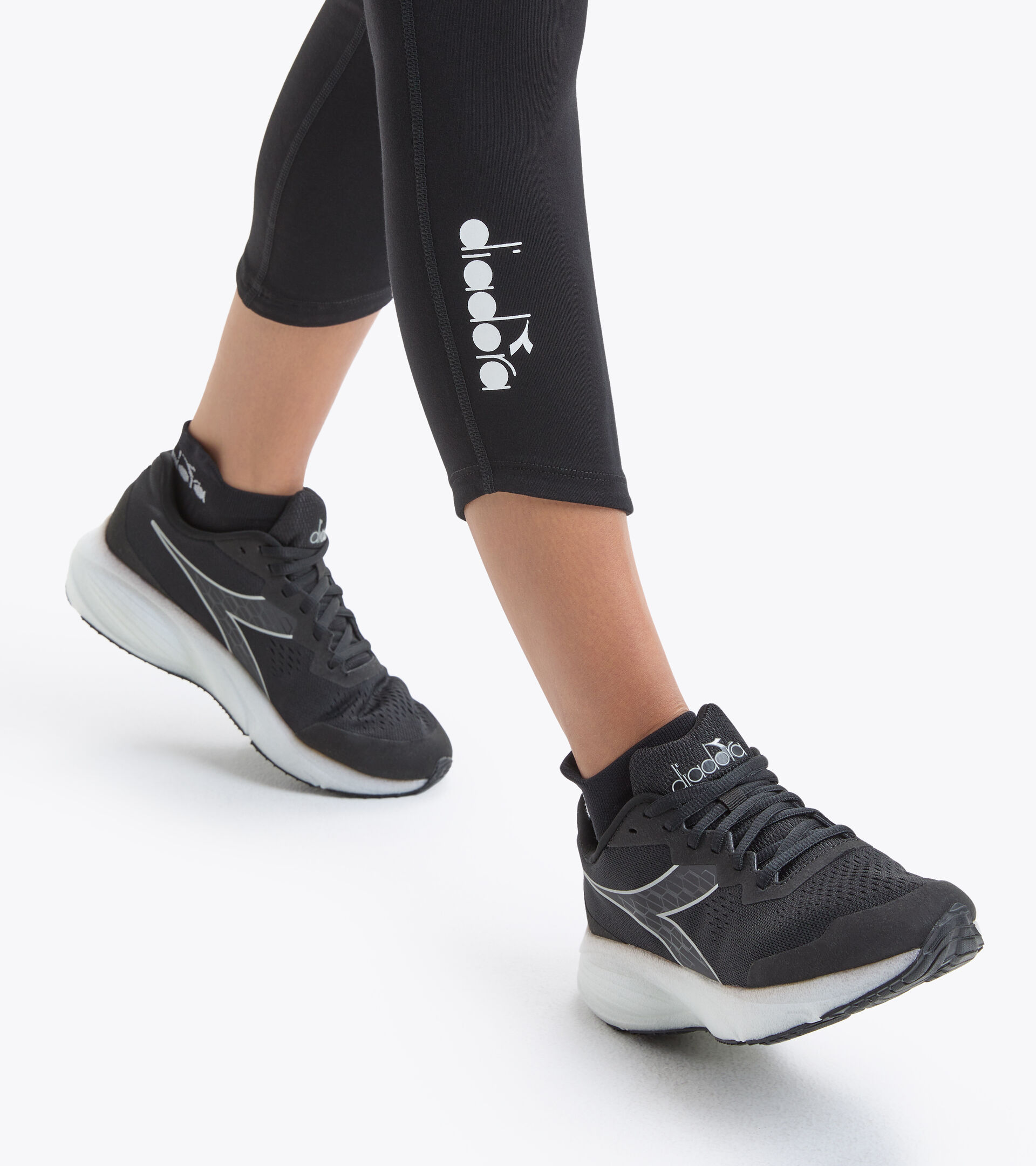Training leggings - Women L. 7/8 LEGGINGS BUDDYFIT BLACK - Diadora