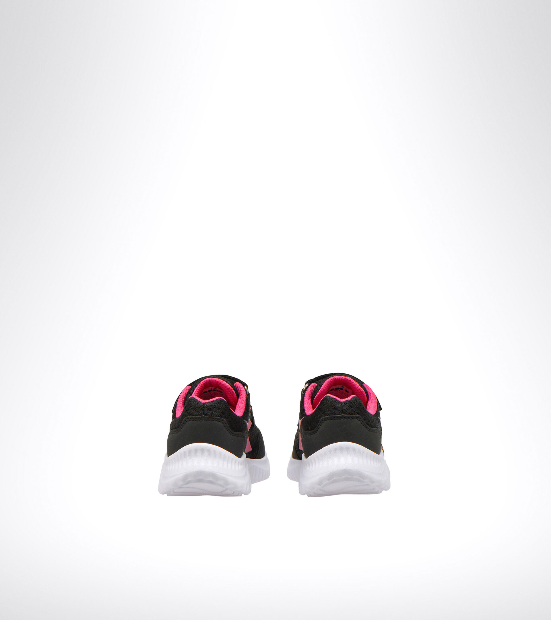 Running shoe - Kids ROBIN 2 JR V BLACK/MAGENTA - Diadora