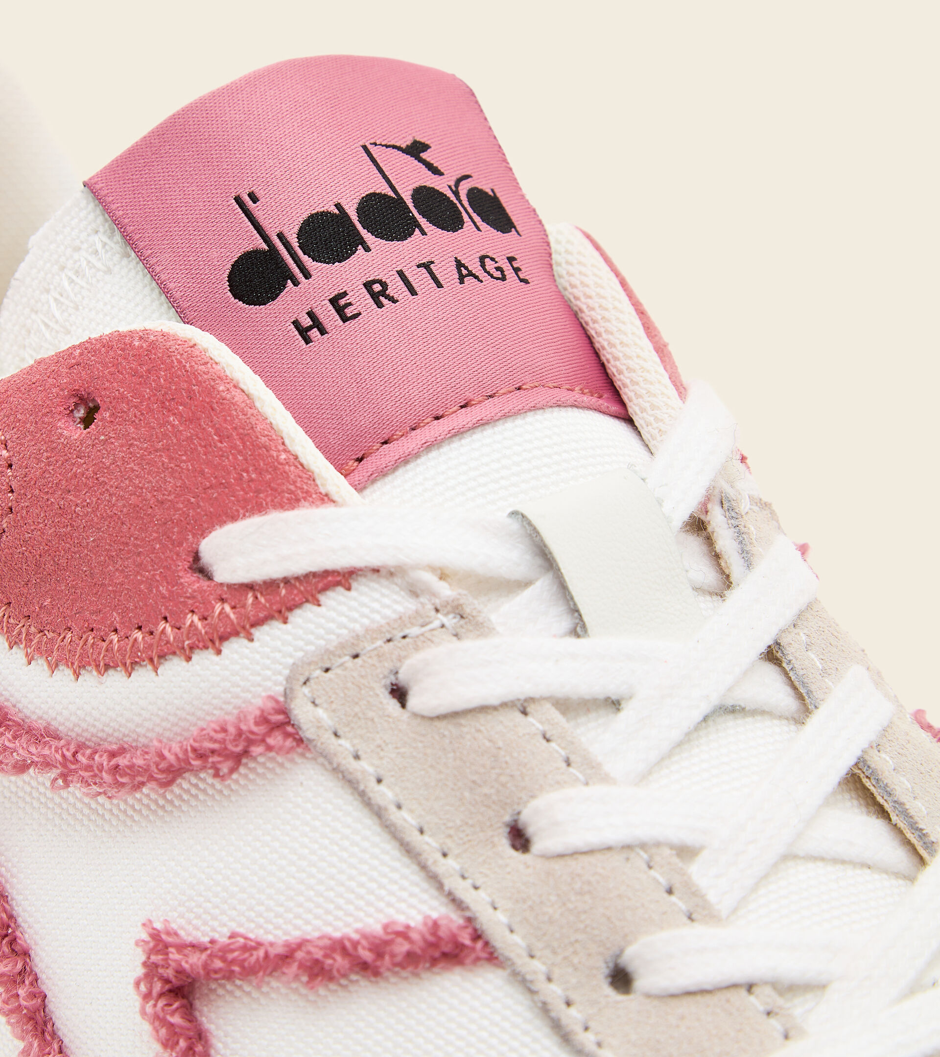 Heritage Shoe - Women VENUS LOGO EMBROIDERY SW WHITE - Diadora