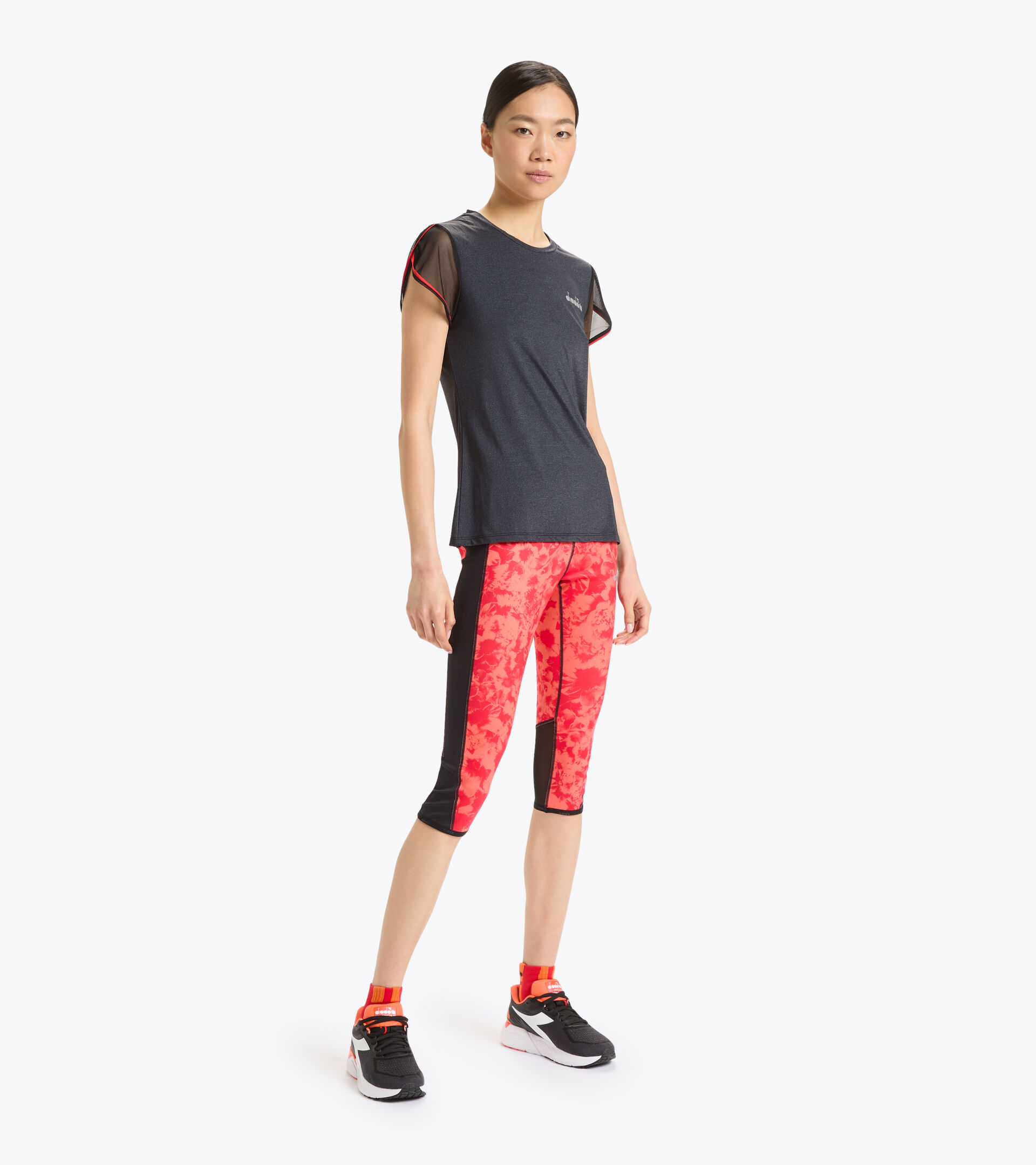 Double-face leggings - Women L. 3/4 REVERSIBLE TIGHTS BE ONE FLOWERED GARDEN/BLACK - Diadora