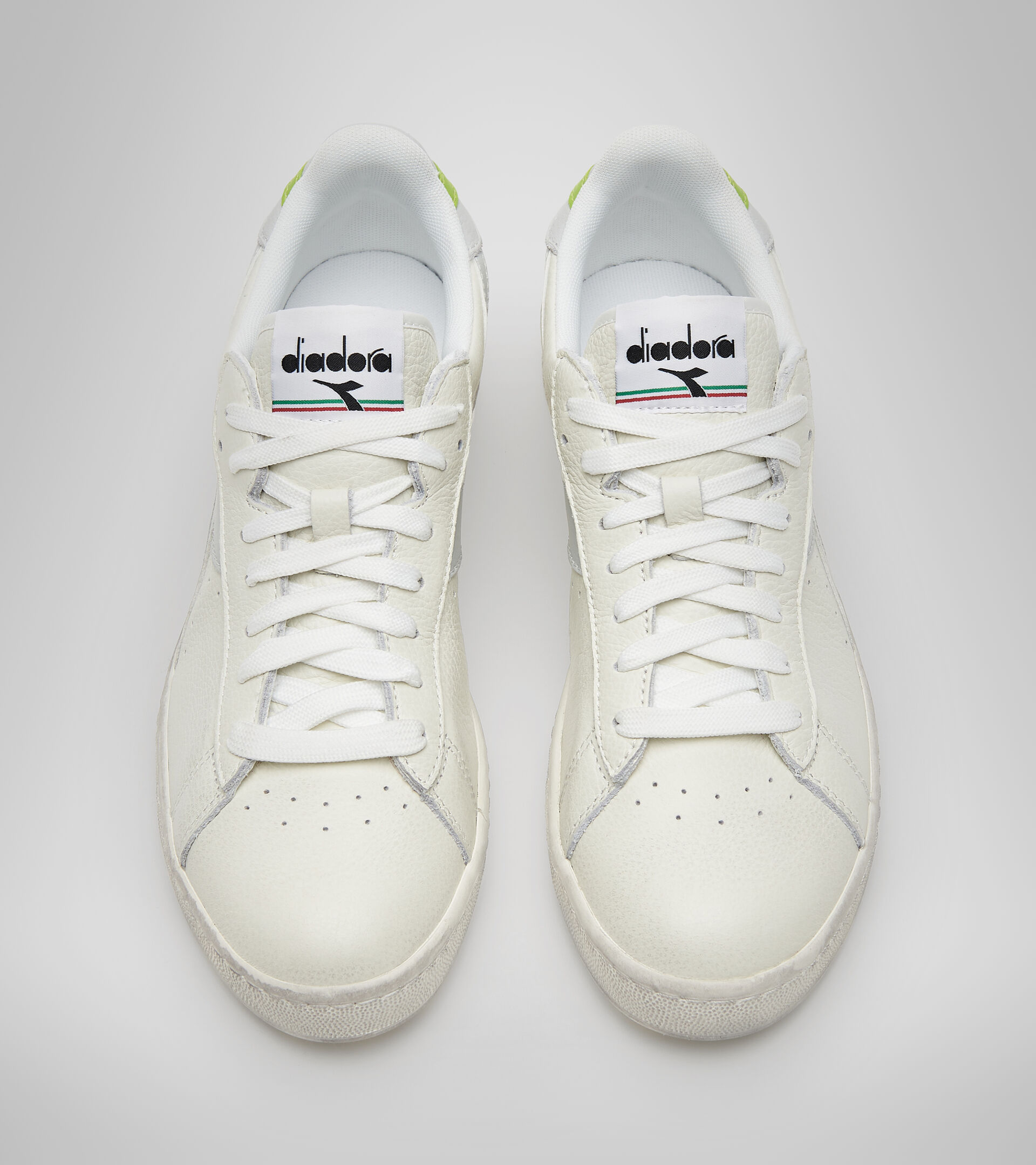 Sporty sneakers - Unisex GAME L LOW WAXED WHITE/GLACIER GRAY - Diadora