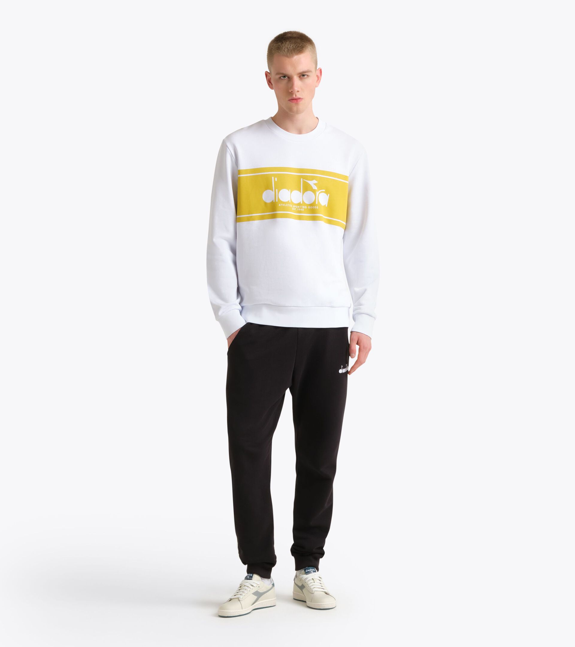 Sweat-shirt ras de cou en coton - Genre neutre SWEATSHIRT CREW LOGO JAUNE D OEUF - Diadora