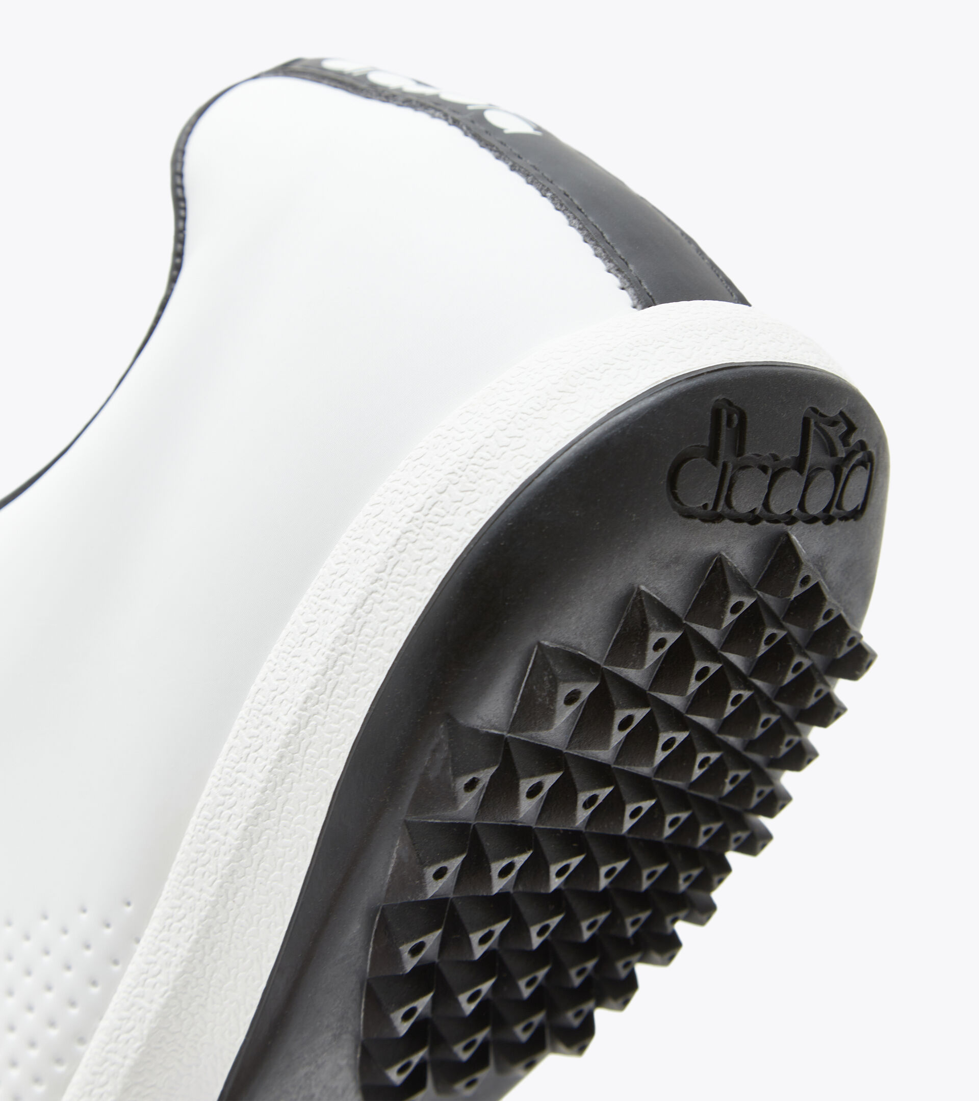 Firm ground football boots PICHICHI 4 TFR WHITE/BLACK - Diadora