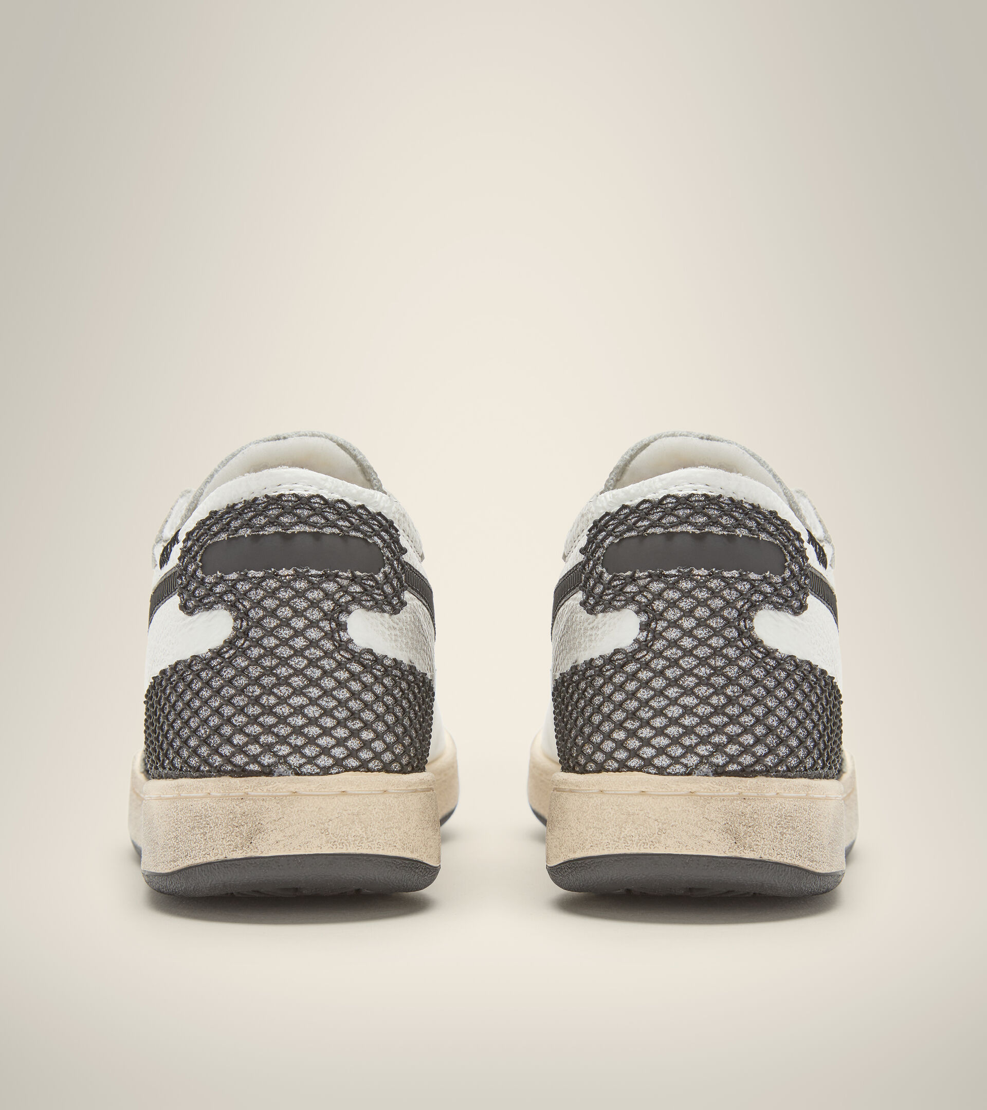 Heritage shoes - Women MI BASKET ROW CUT AGE OF BEAUTY WN WHITE/SILVER/BLACK - Diadora