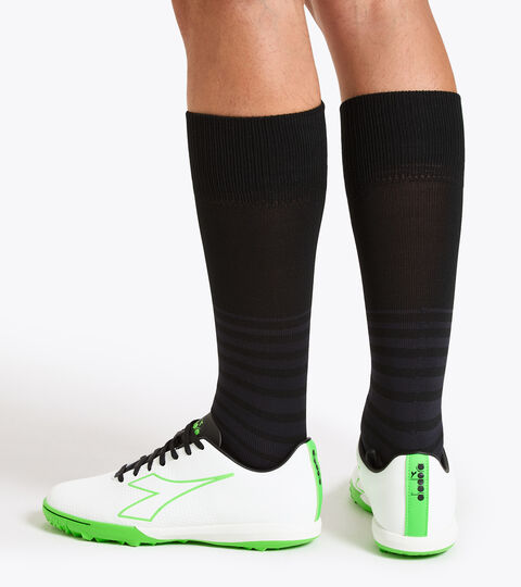 PICHICHI 4 TFR, BLANC/VERT FLUO/NOIR Footwear Sport UOMO PICHICHI 4 TFR BLANC/VERT FLUO/NOIR Diadora
