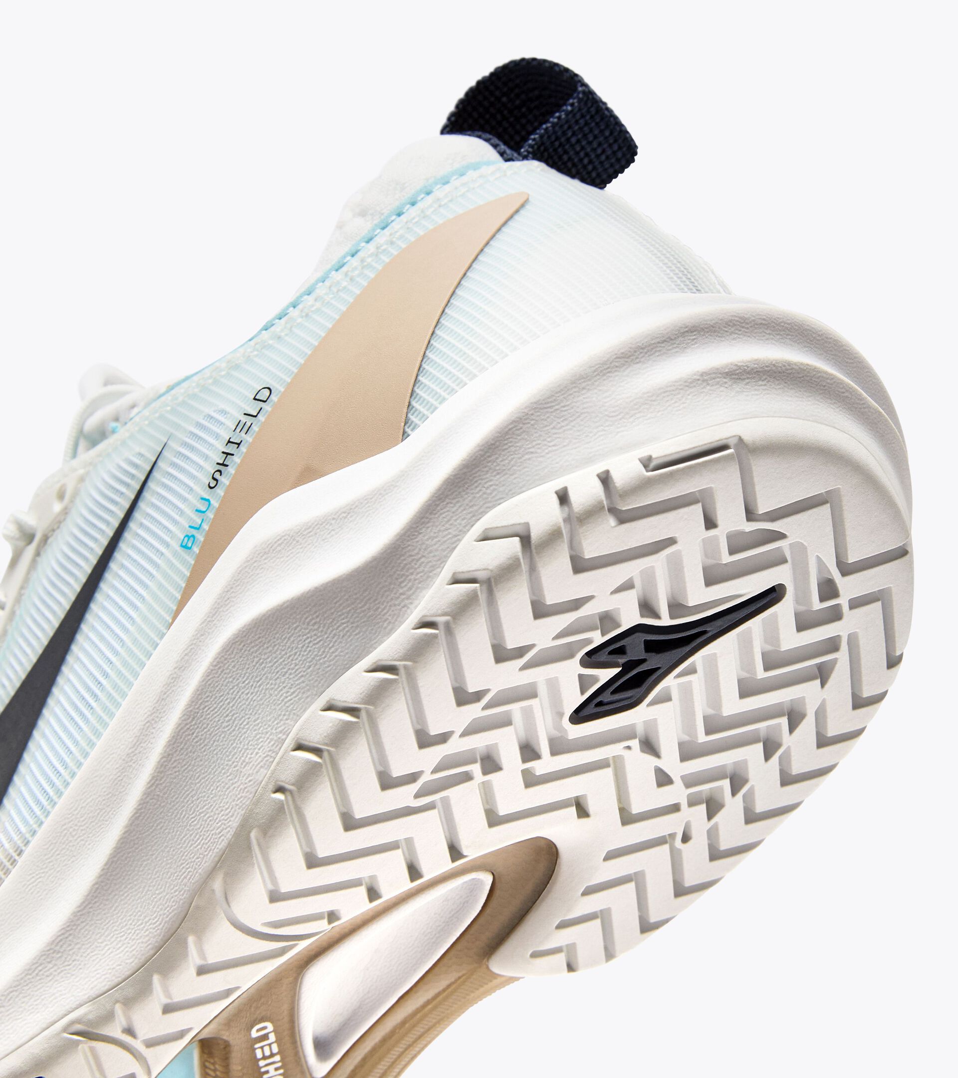 Tennis shoes for hard surfaces or clay - Women SPEED BLUSHIELD FLY 4 + W AG WHITE/BLUE CORSAIR - Diadora