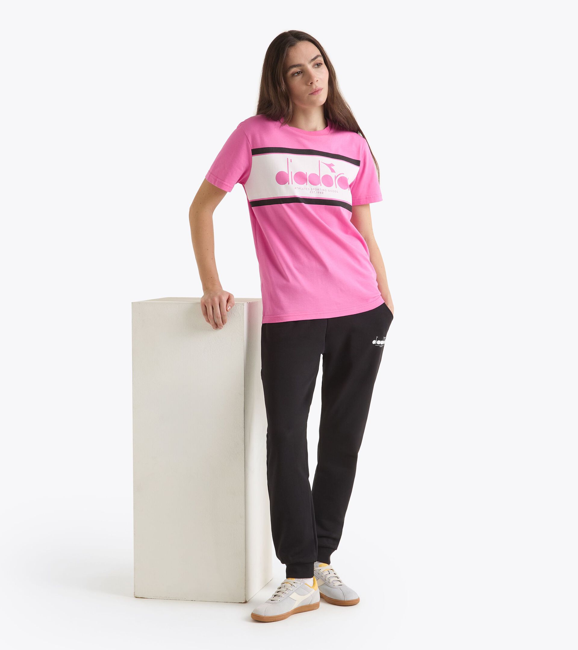 T-shirt - All-Gender
 T-SHIRT SS LOGO WILD PINK - Diadora