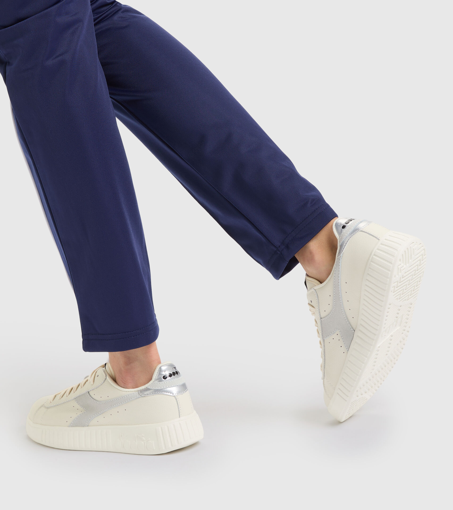 Sports shoes - Women GAME STEP PREMIUM TUMBLED LEATHER WHITE - Diadora