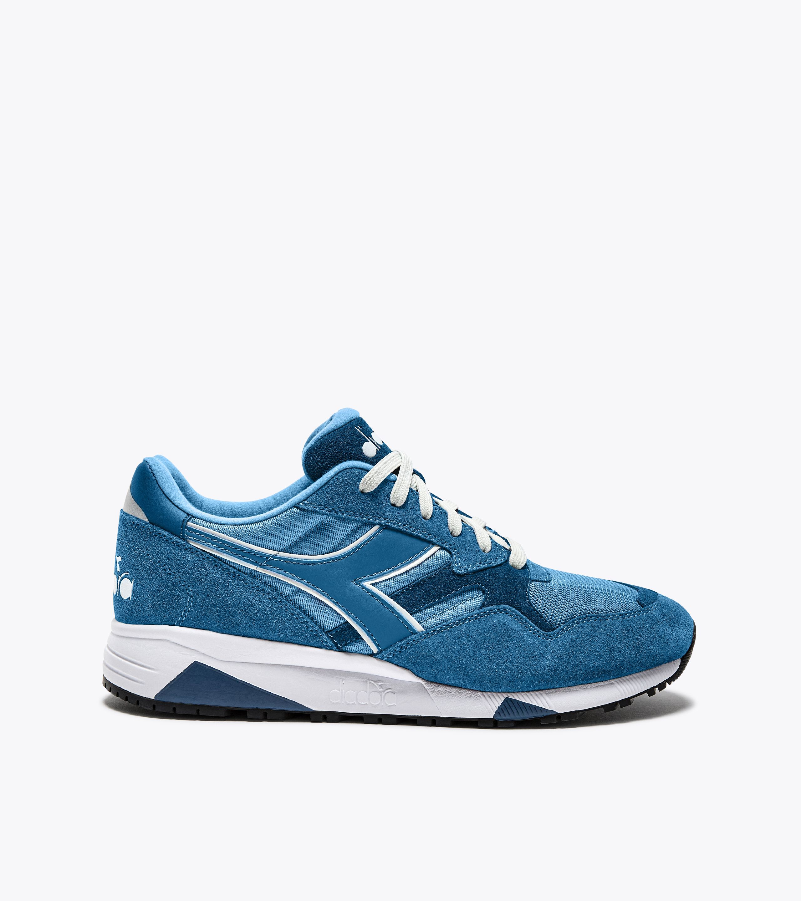 N902 Sporty sneakers Gender neutral Diadora Online Store IE