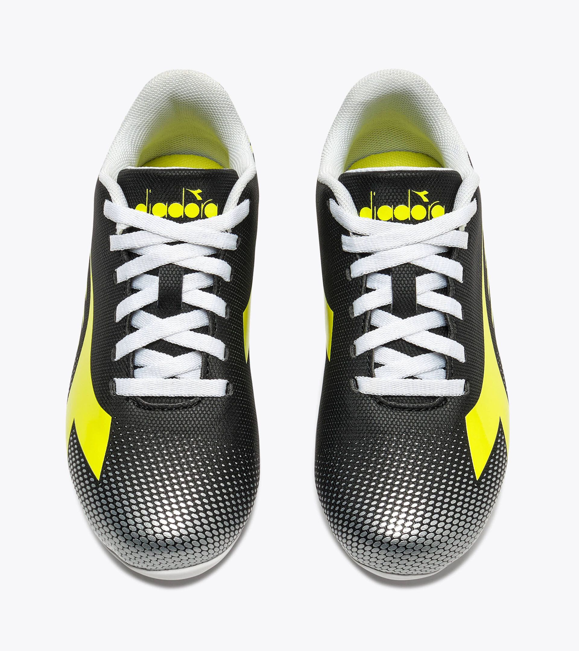 Calcio boots for hard grounds - Junior
 PICHICHI 8 MD JR BLACK/YELLOW FL DD/SILVER DD - Diadora