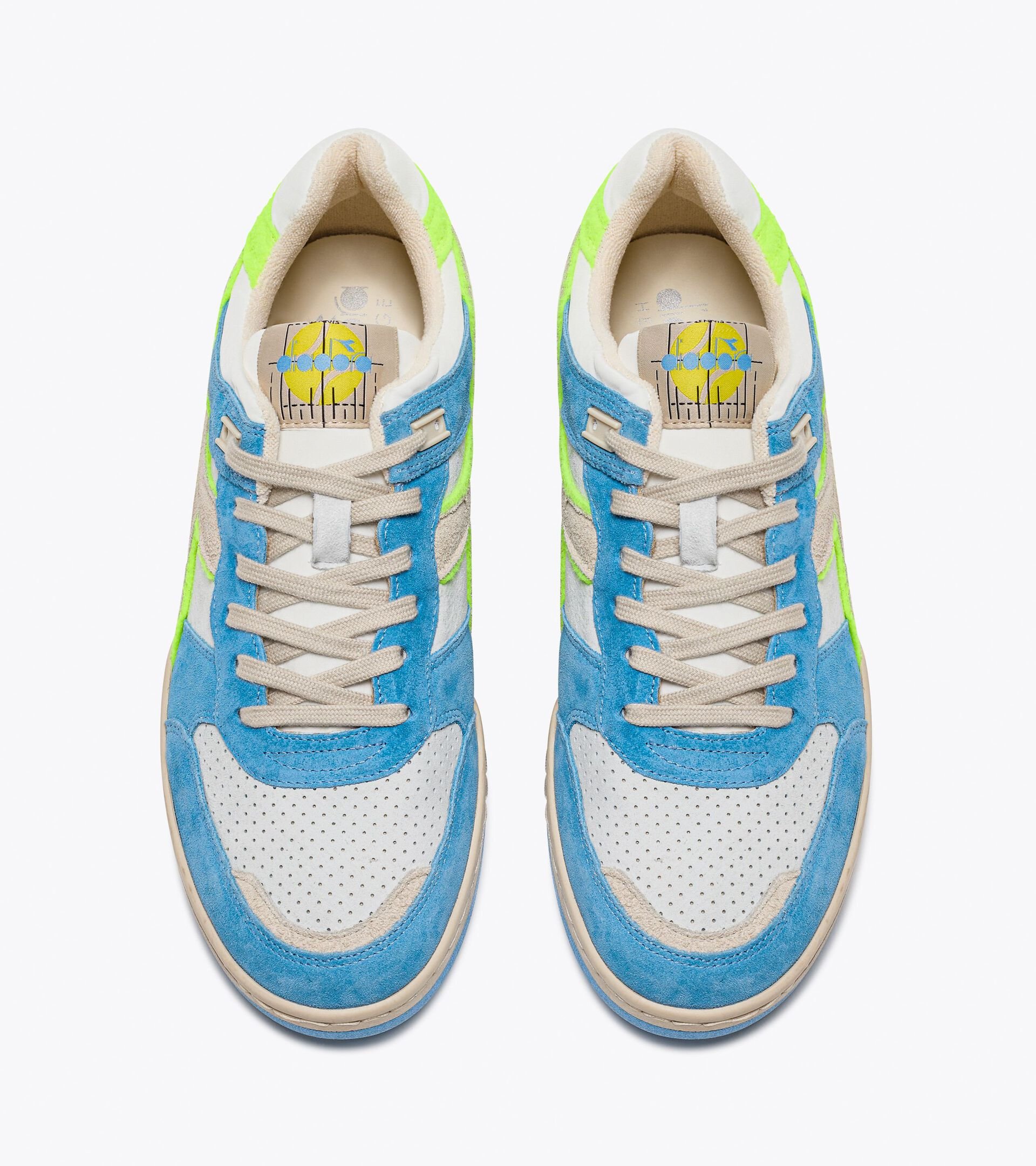 Heritage sneakers - Made in Italy - Gender Neutral 
 B.560 USED AA ITALIA WHITE/BONNIE BLUE - Diadora