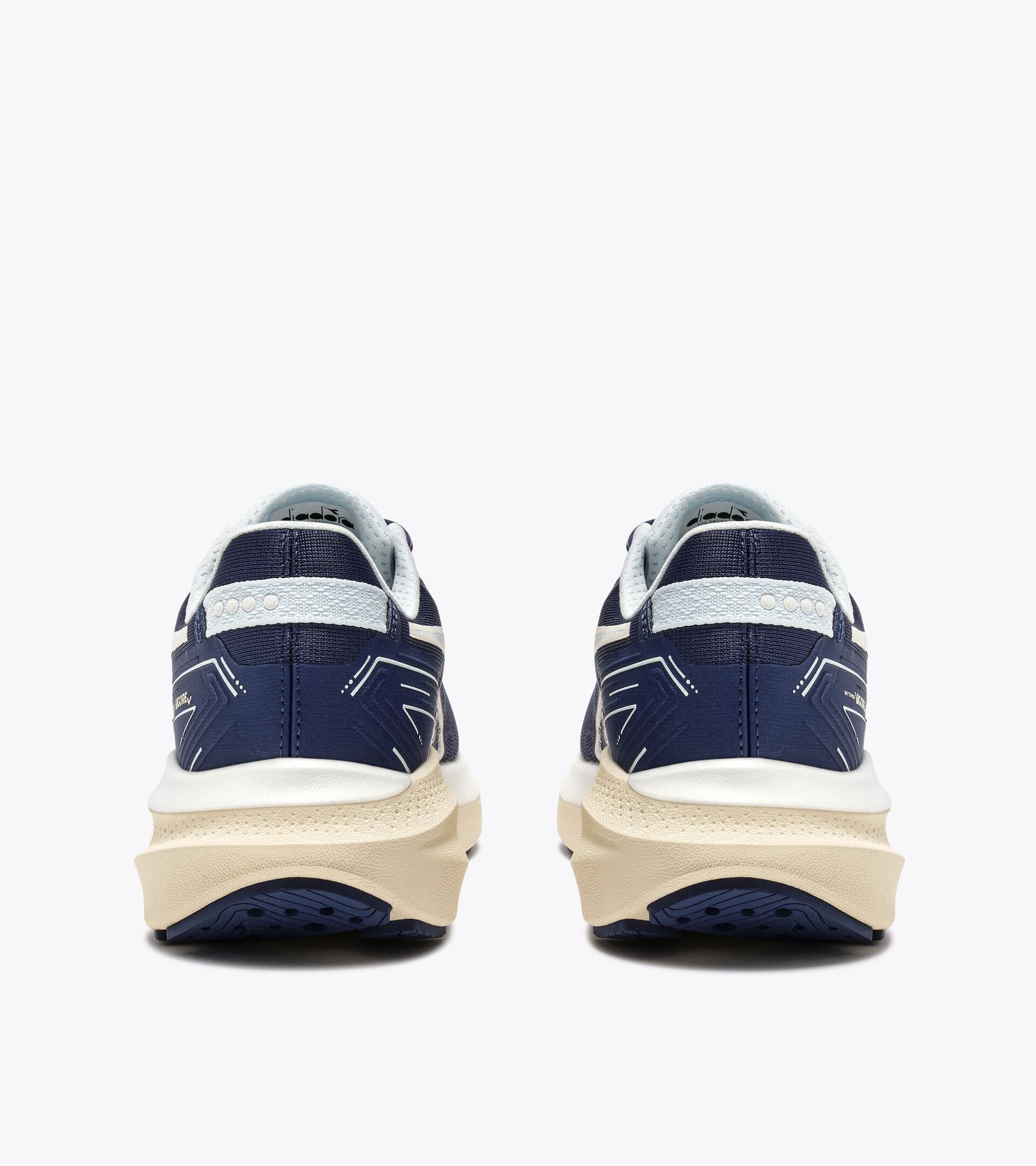 Chaussures de running - Stabilit&eacute; et protection - Femme
 MYTHOS BLUSHIELD VIGORE V W BEACON BLUE /WHISPER WHITE - Diadora