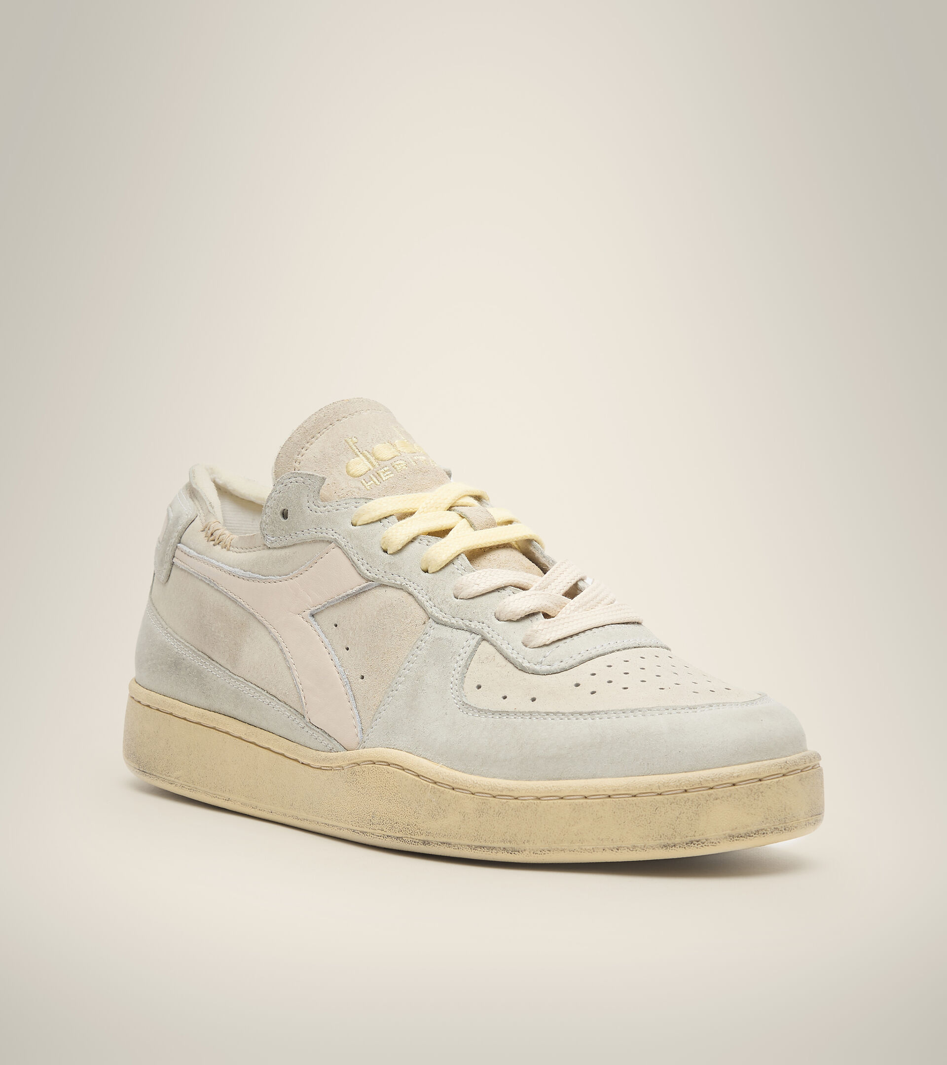 Heritage shoe - Unisex MI BASKET ROW CUT PIGSKIN USED BEIGE ALMOND OIL - Diadora