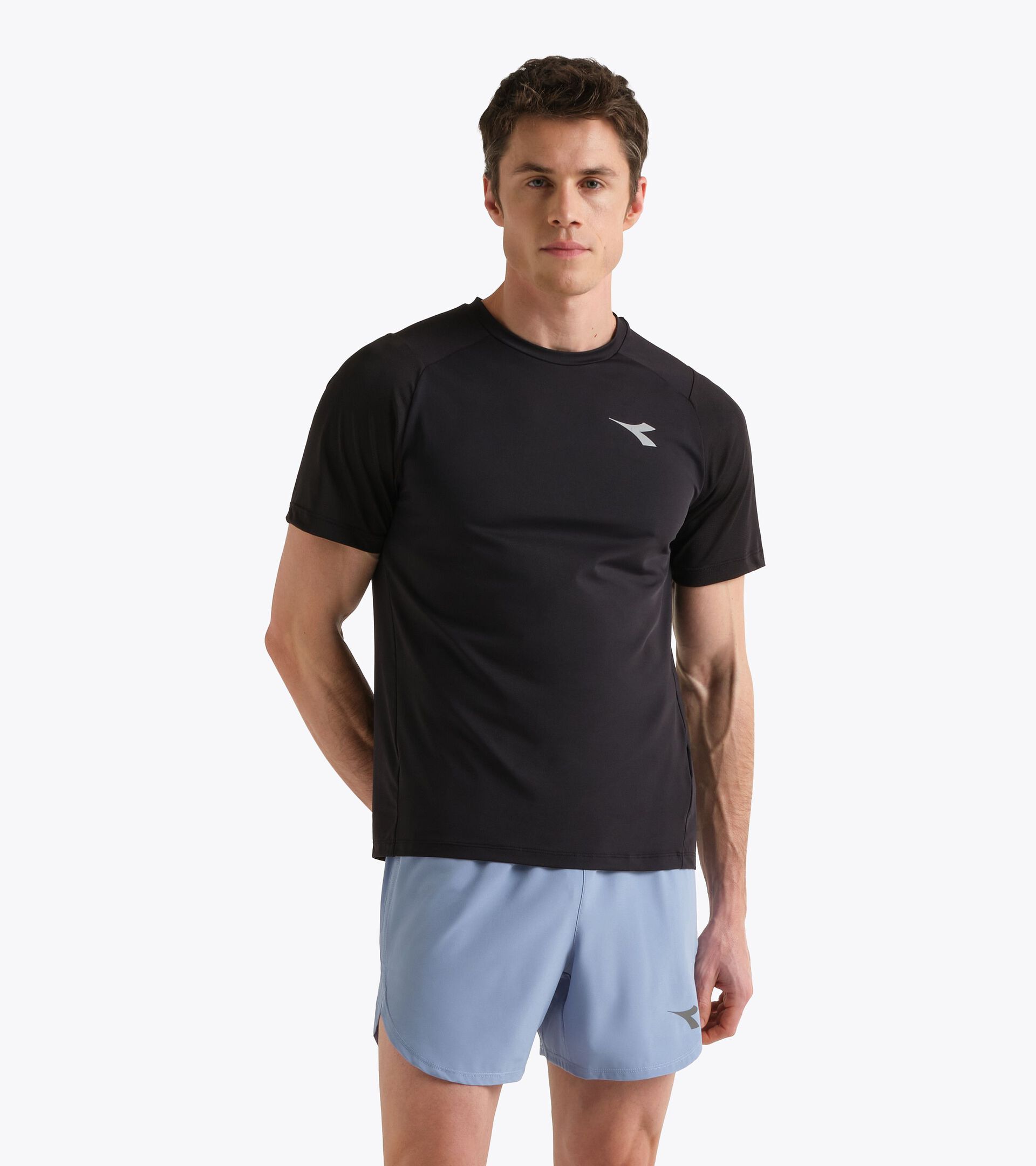 Camiseta de running  - Transpiraci&oacute;n y confort - Hombre SS T-SHIRT TECH NEGRO - Diadora