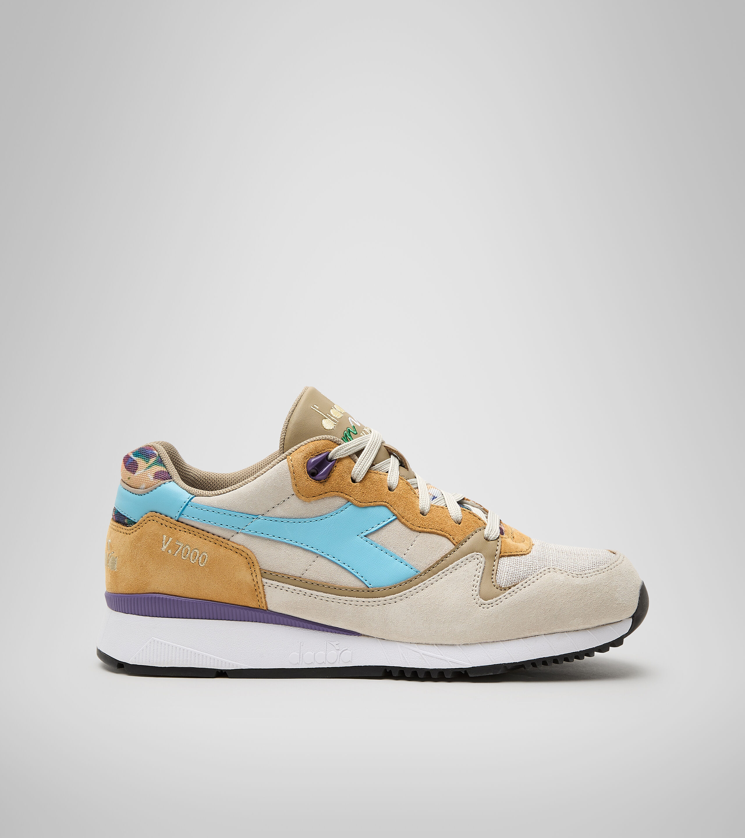 diadora white sneakers