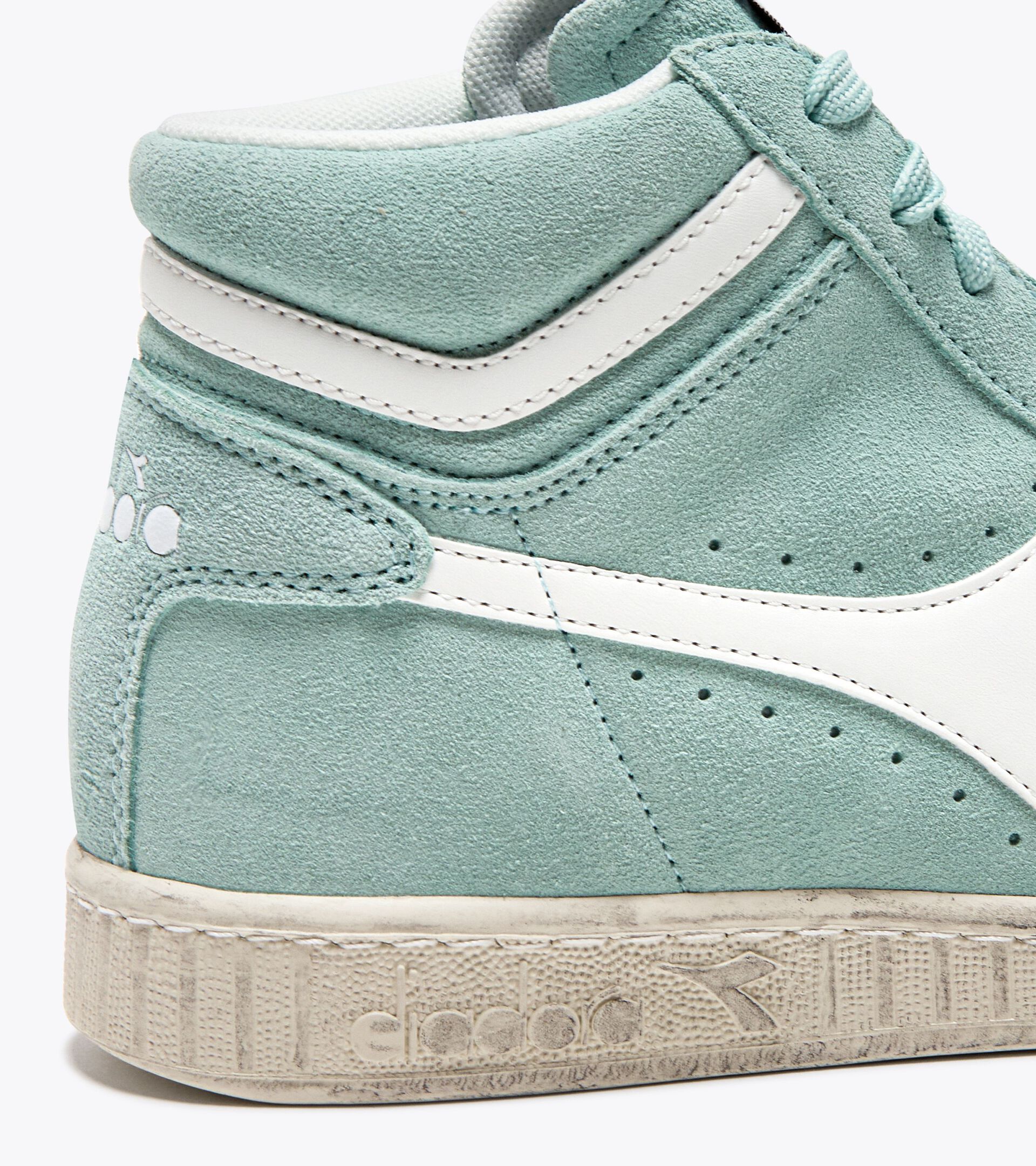 Sneaker sportiva - Per ogni genere GAME L HIGH SUEDE WAXED AZZURRO SPRUZZO SURF - Diadora