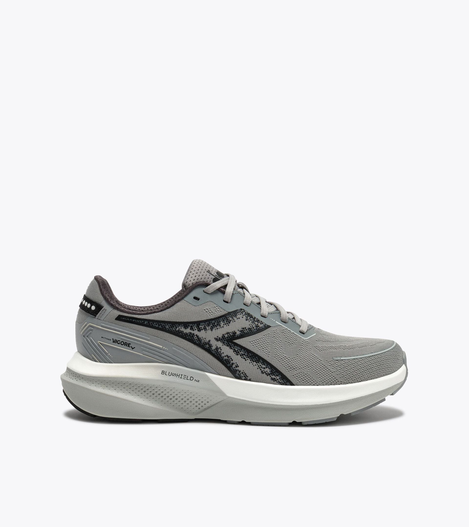 Running shoe - Stability and protection - Men&rsquo;s MYTHOS BLUSHIELD VIGORE V ULTIMATE GRAY /BLACK - Diadora