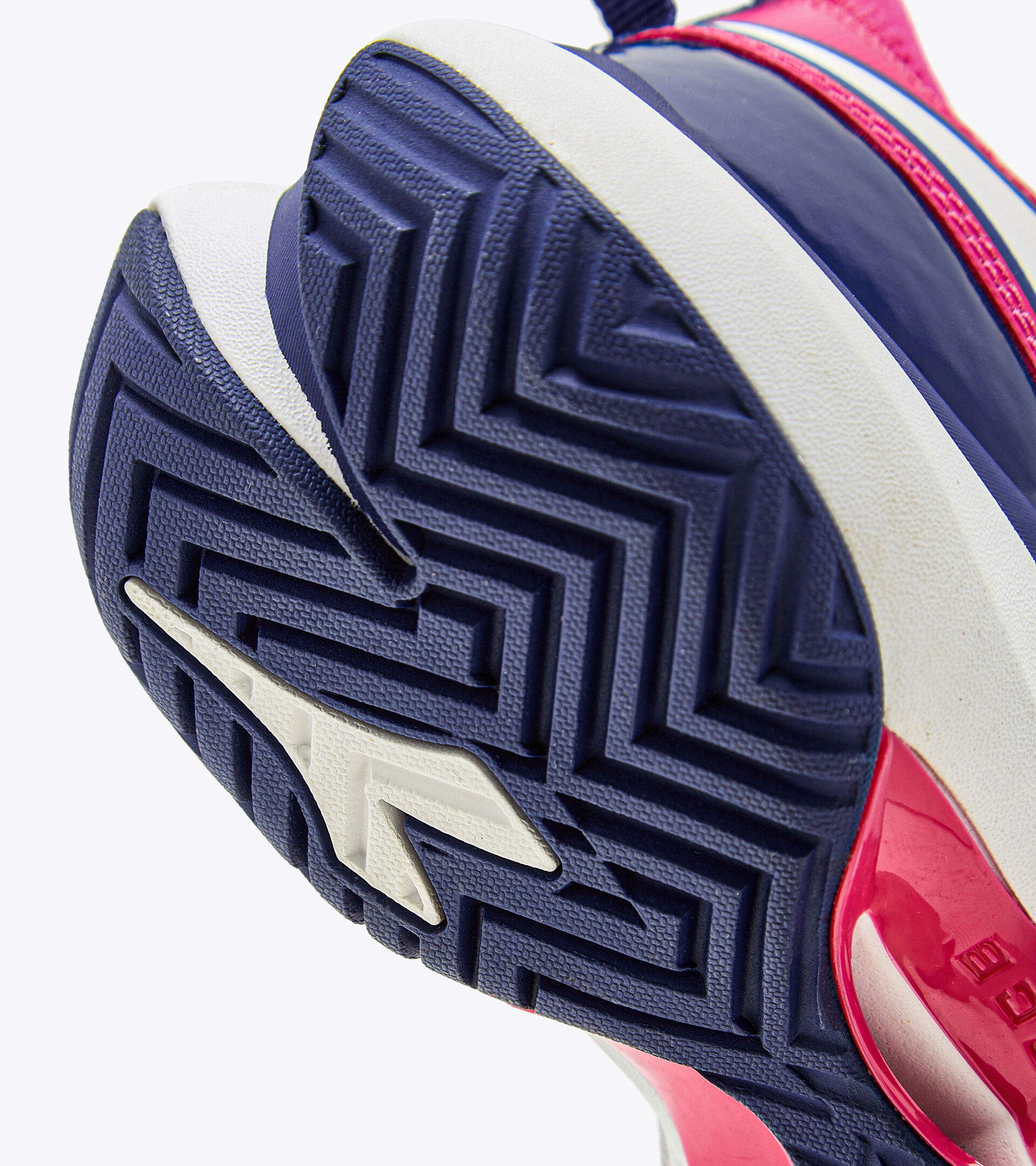 Tennis shoes for hard surfaces or clay courts - Women FINALE W AG PINK YARROW/WHITE/BLUEPRINT - Diadora