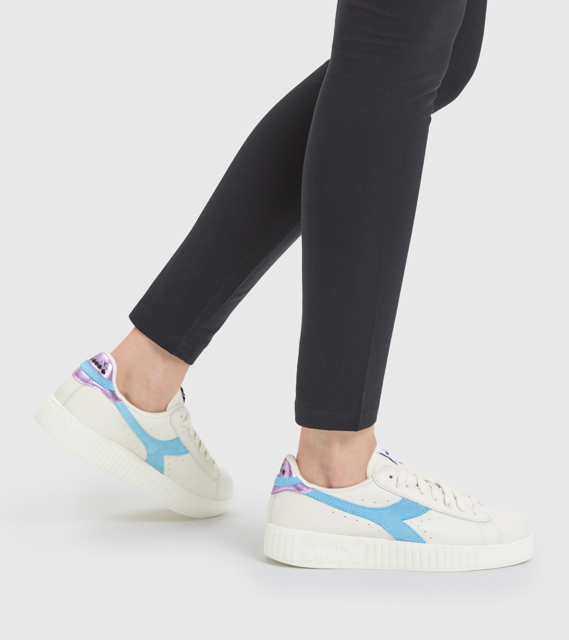Sports shoes - Women GAME STEP PREMIUM TUMBLED LEATHER WHITE/BLUE GLOW - Diadora