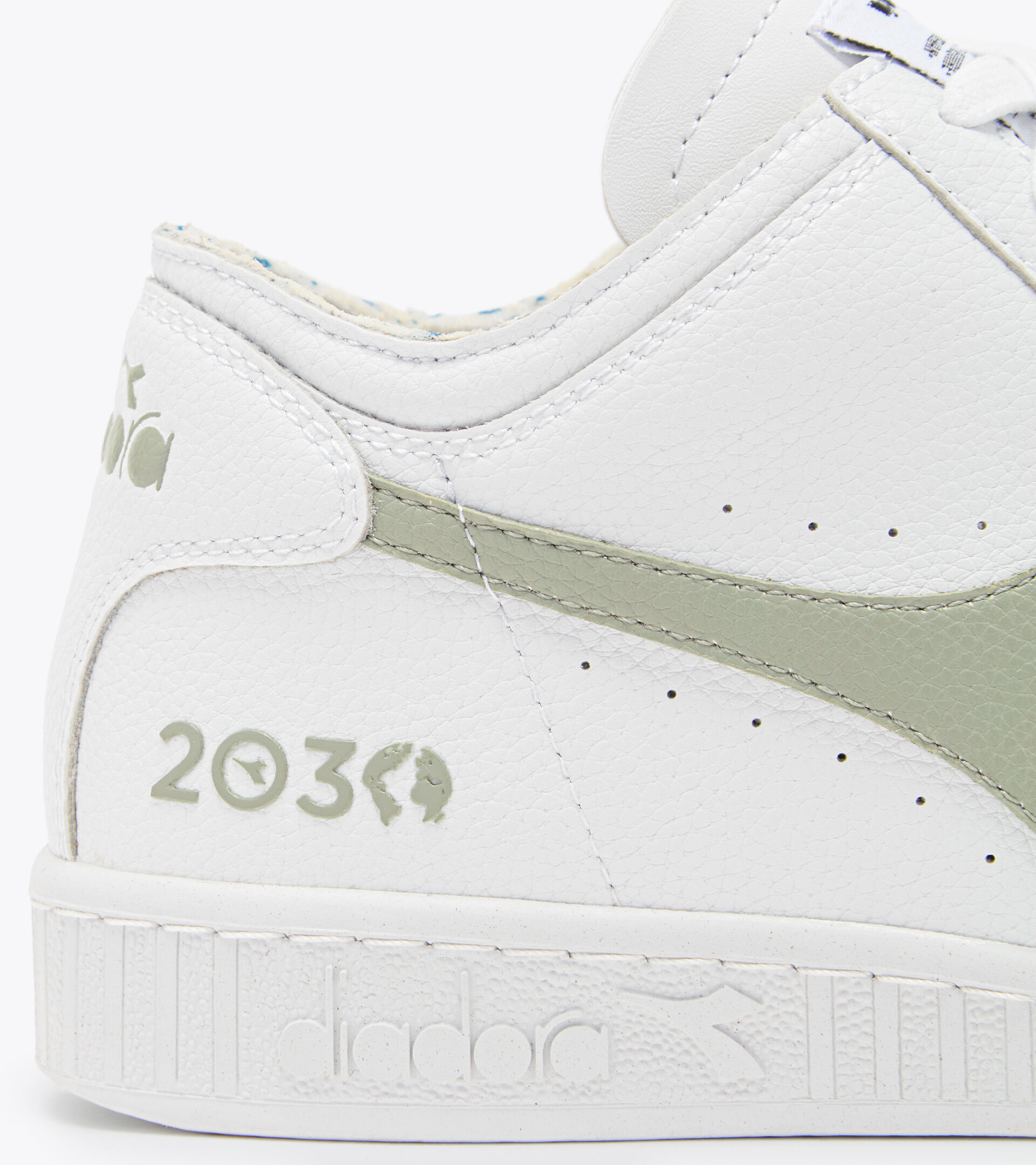 Sporty sneakers - Unisex GAME ROW CUT 2030 WHITE/DESERT SAGE - Diadora
