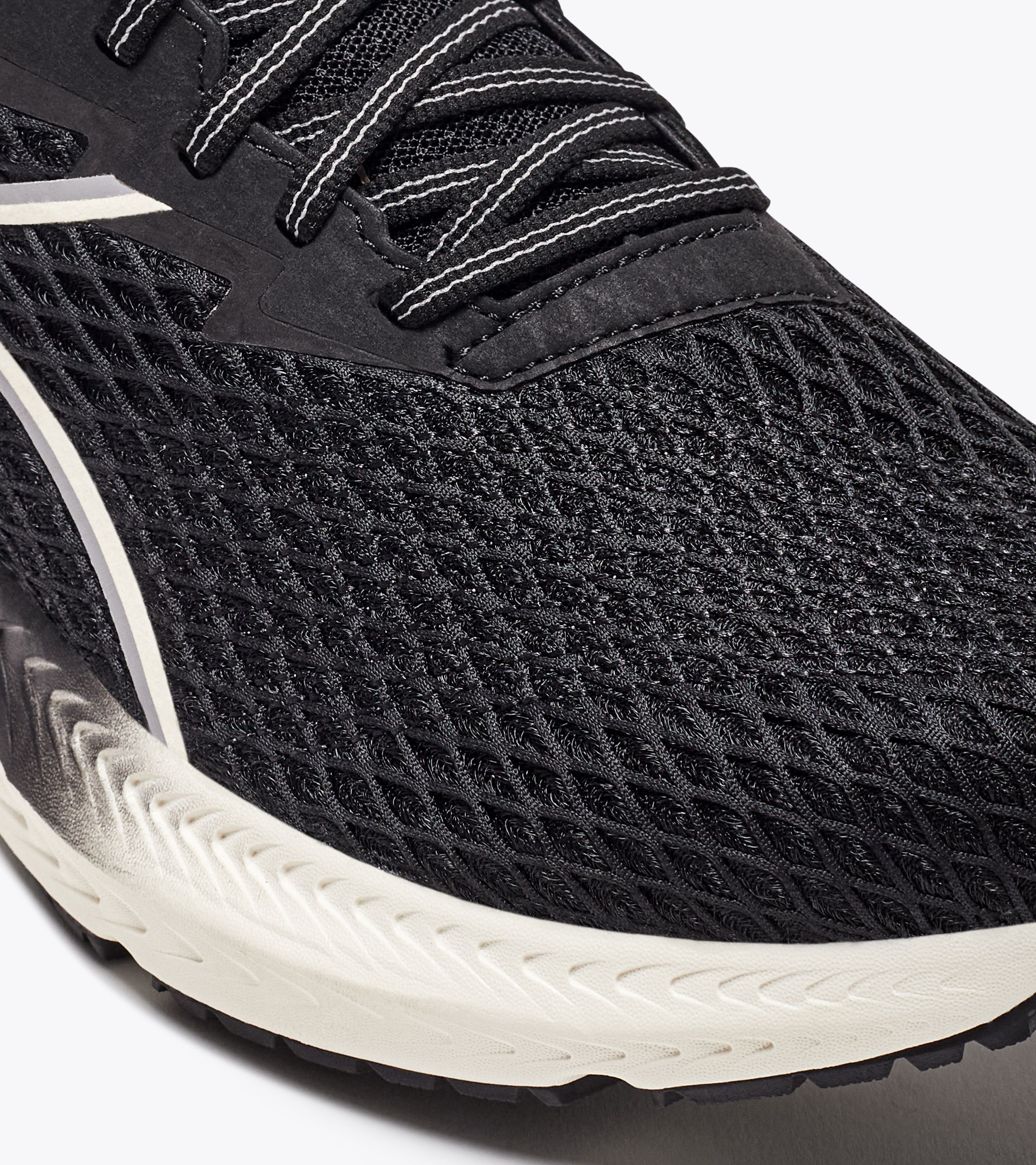 Nike outlet hot sale strada online