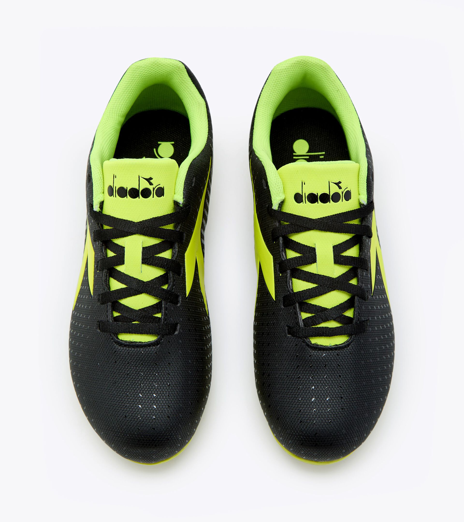 Diadora PICHICHI 8 TFR - Chaussures de football sur gazon - black/white