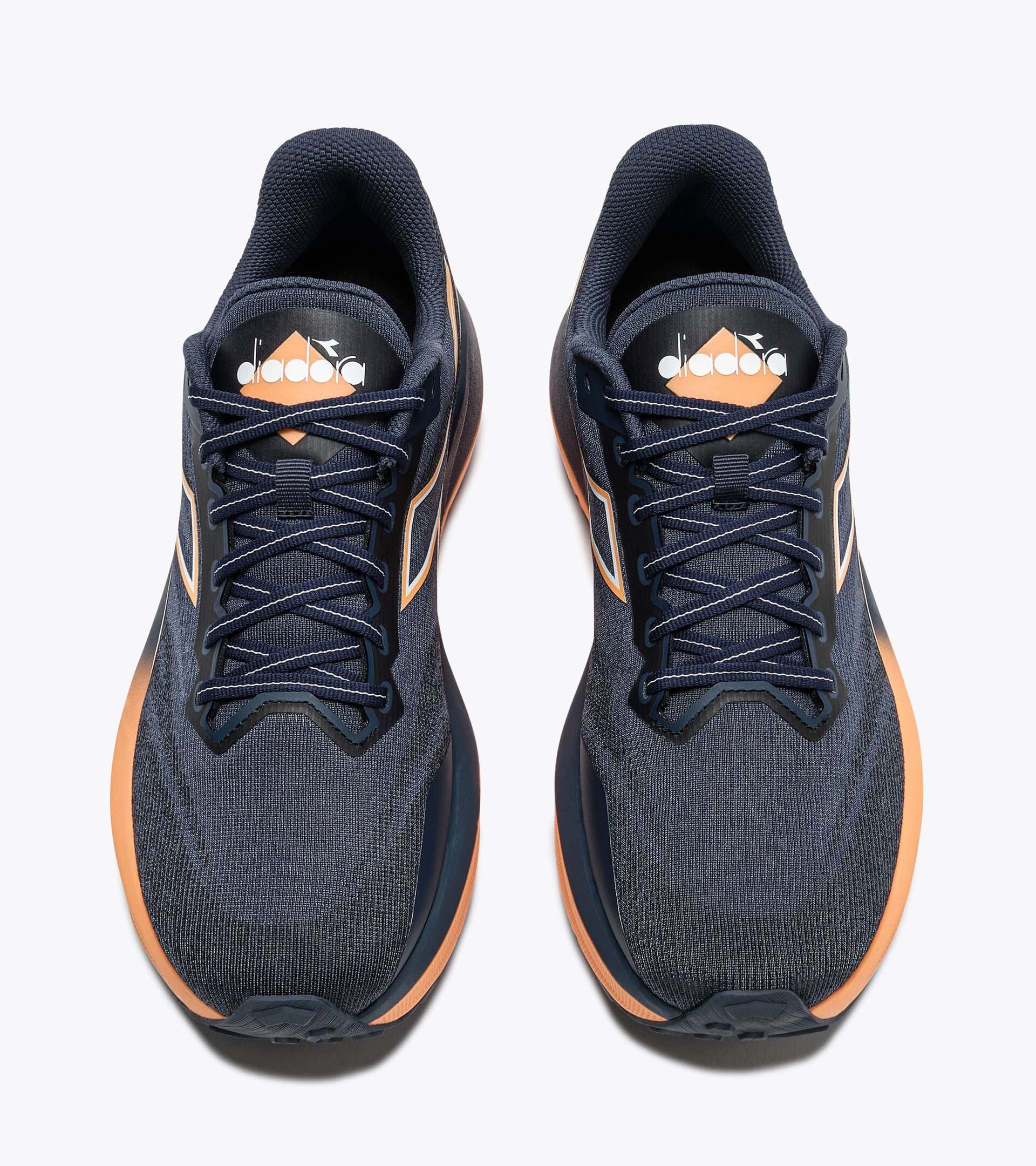 Running shoe - Stability, comfort and durability - All-gender
 NUCLEO 2 GR AFTER MIDNIGHT /PEACH COBBLER - Diadora