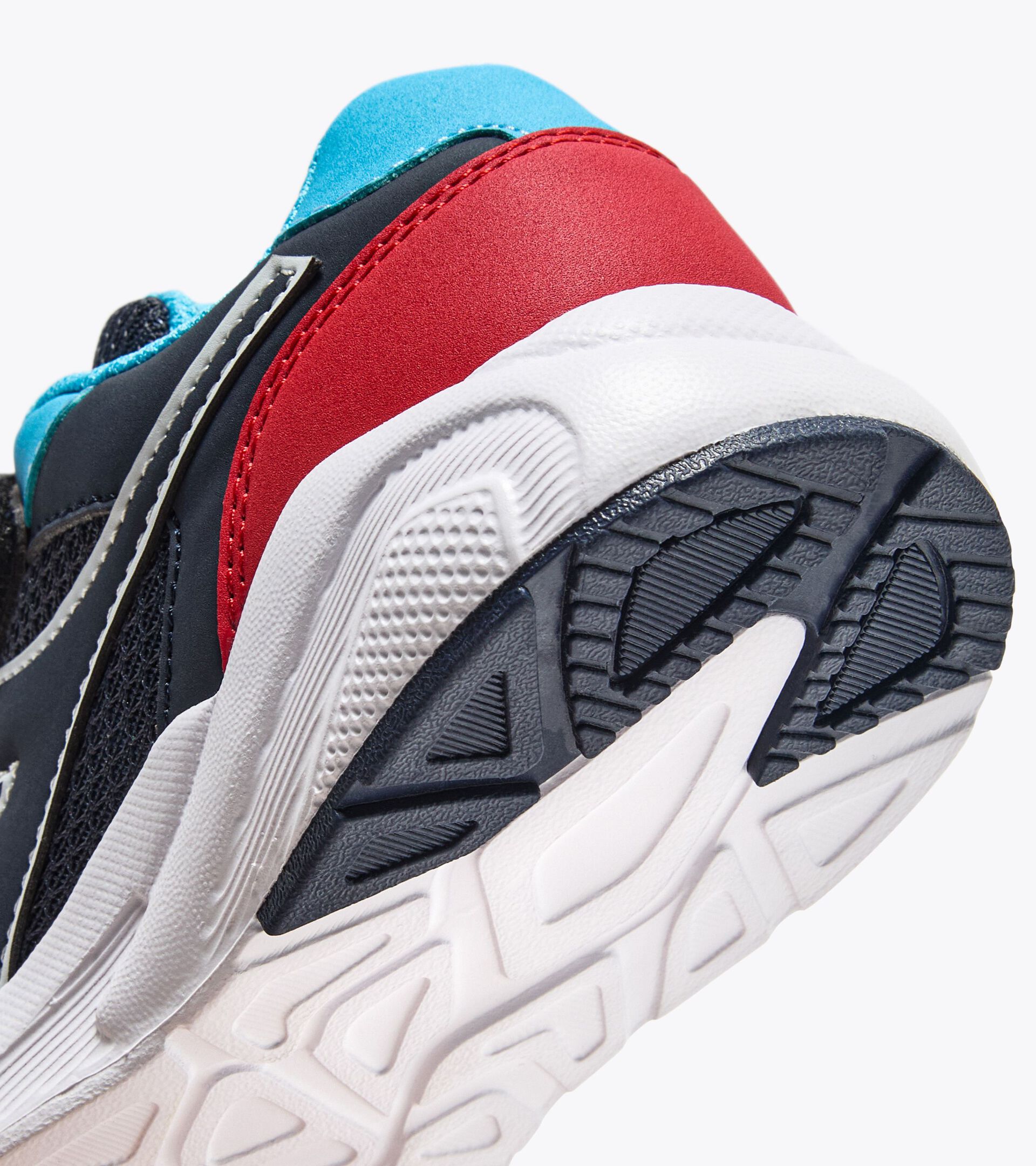 Chaussures de running junior - Pour tous les genres FALCON 5 JR V BLUE CORSAIR/AQUARIUS - Diadora