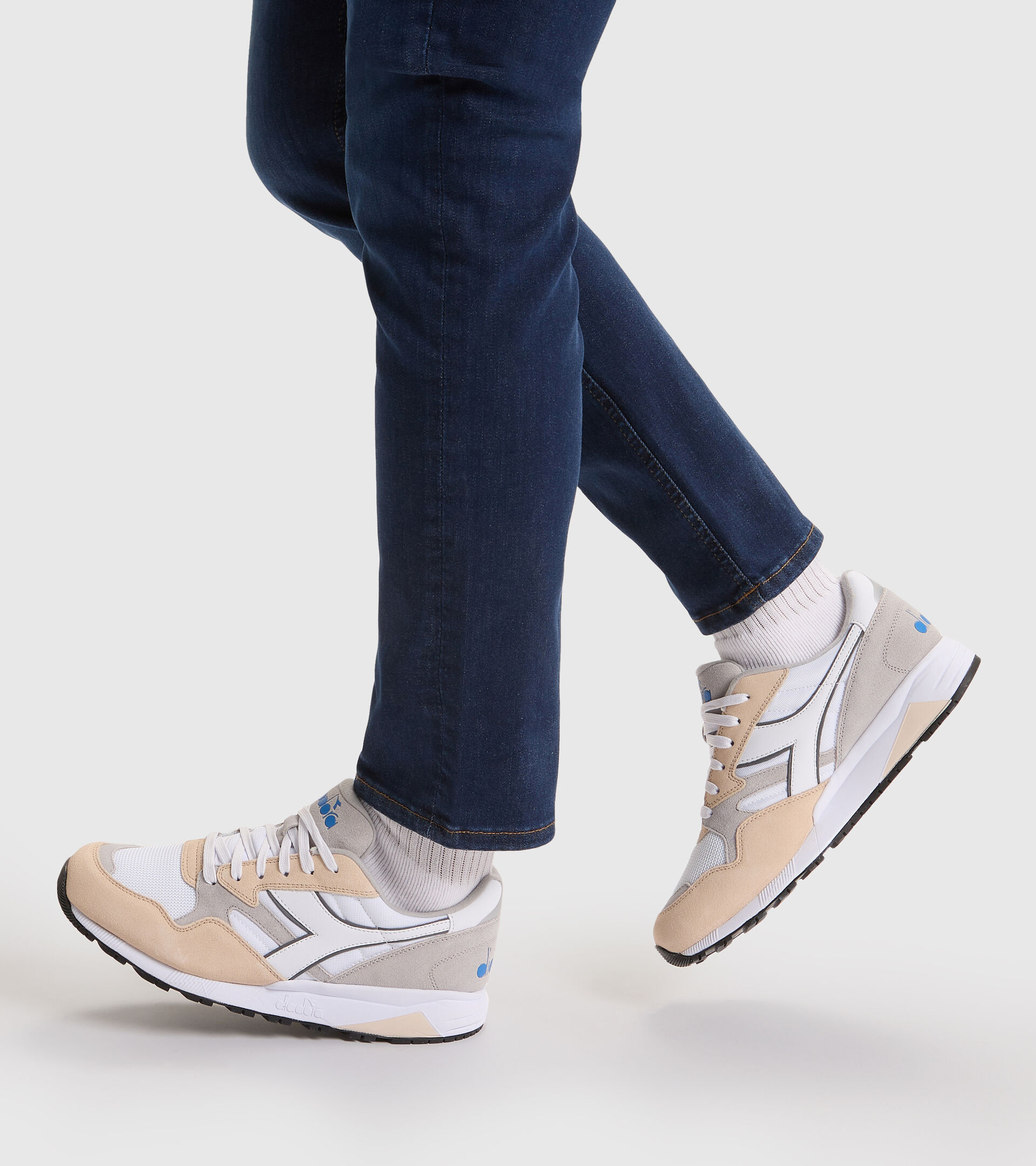 Sports shoes - Unisex N902 WHITE/VAPOR BLUE - Diadora
