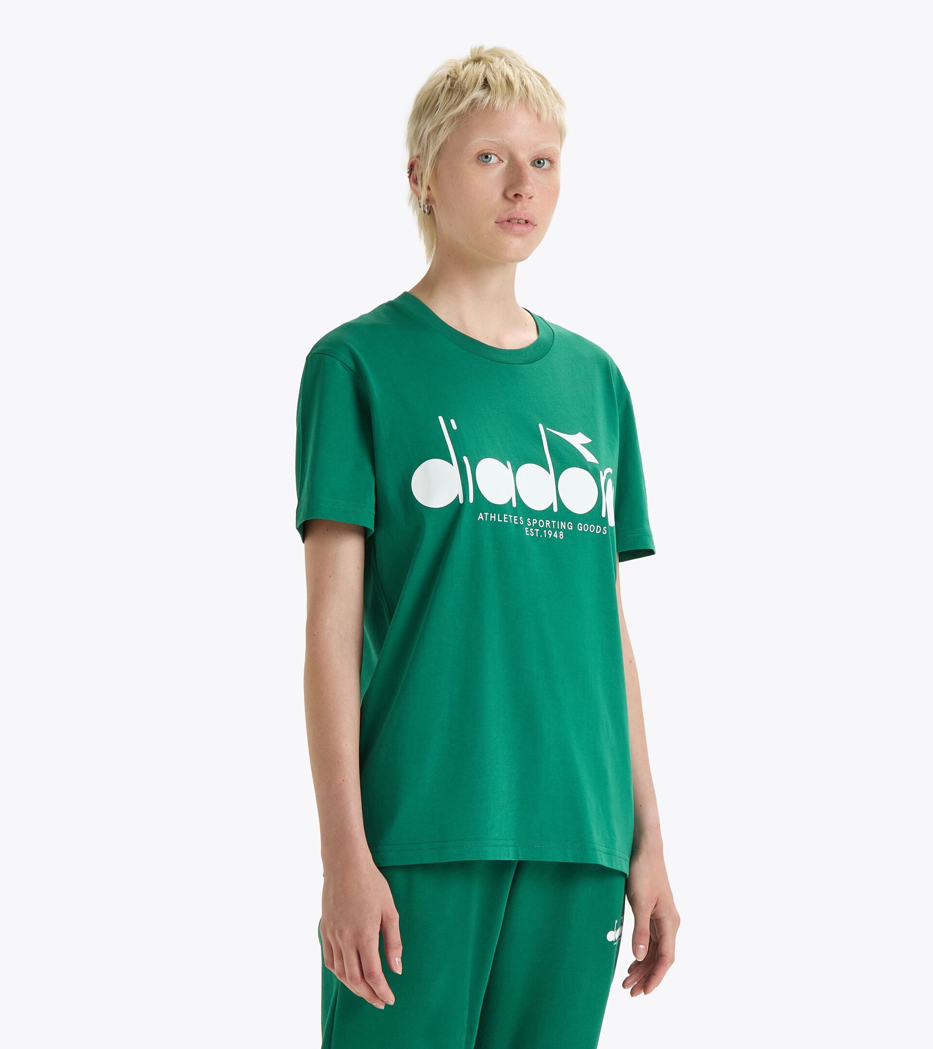 Camiseta - Para todos los géneros T-SHIRT SS LOGO VERDE VENTURINA - Diadora