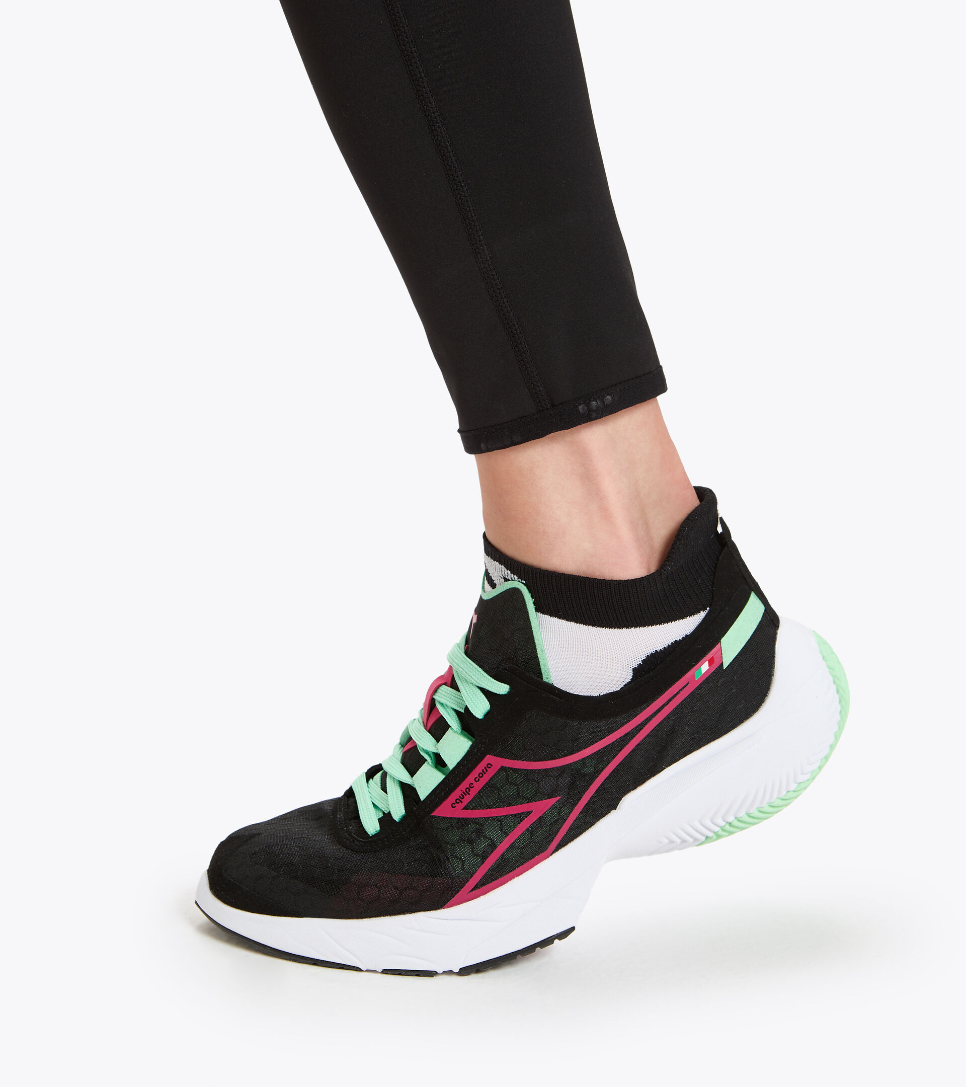 Accessories Sport DONNA L. SOCKS OPTICAL WHITE/BLACK Diadora
