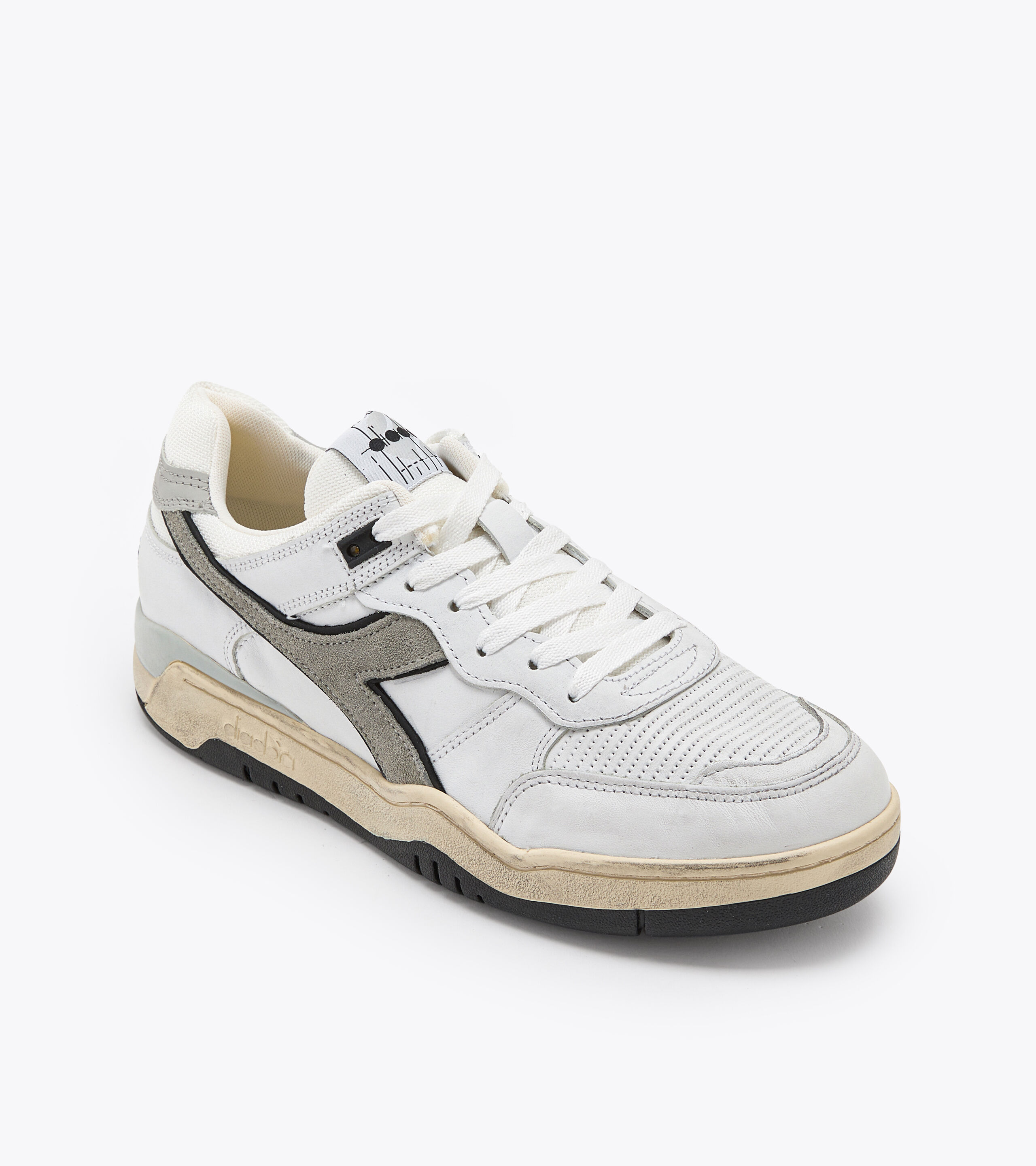 Diadora sales vintage shoes