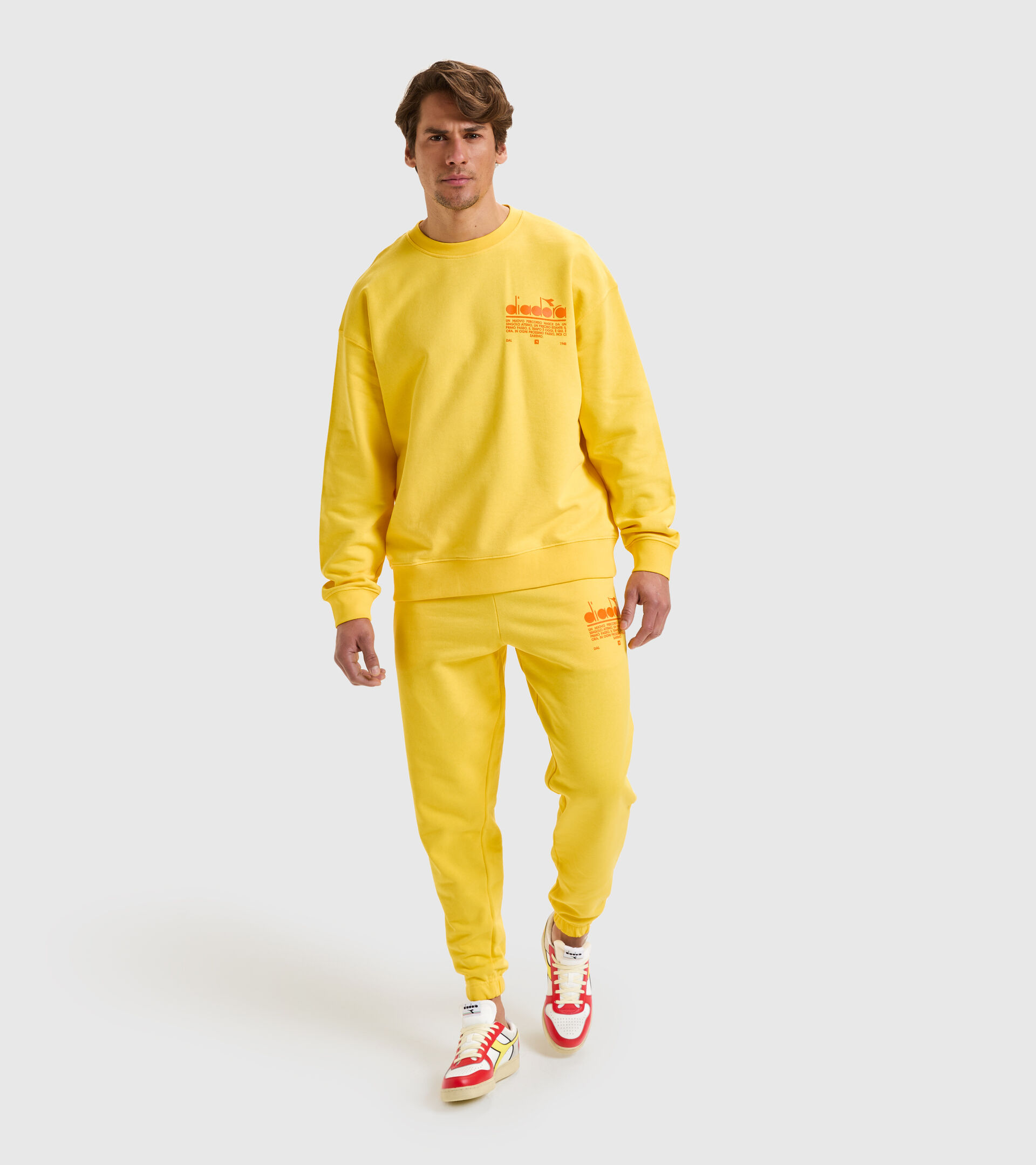 Organic cotton round-neck sweatshirt - Unisex SWEATSHIRT CREW MANIFESTO YELLOW LENS - Diadora