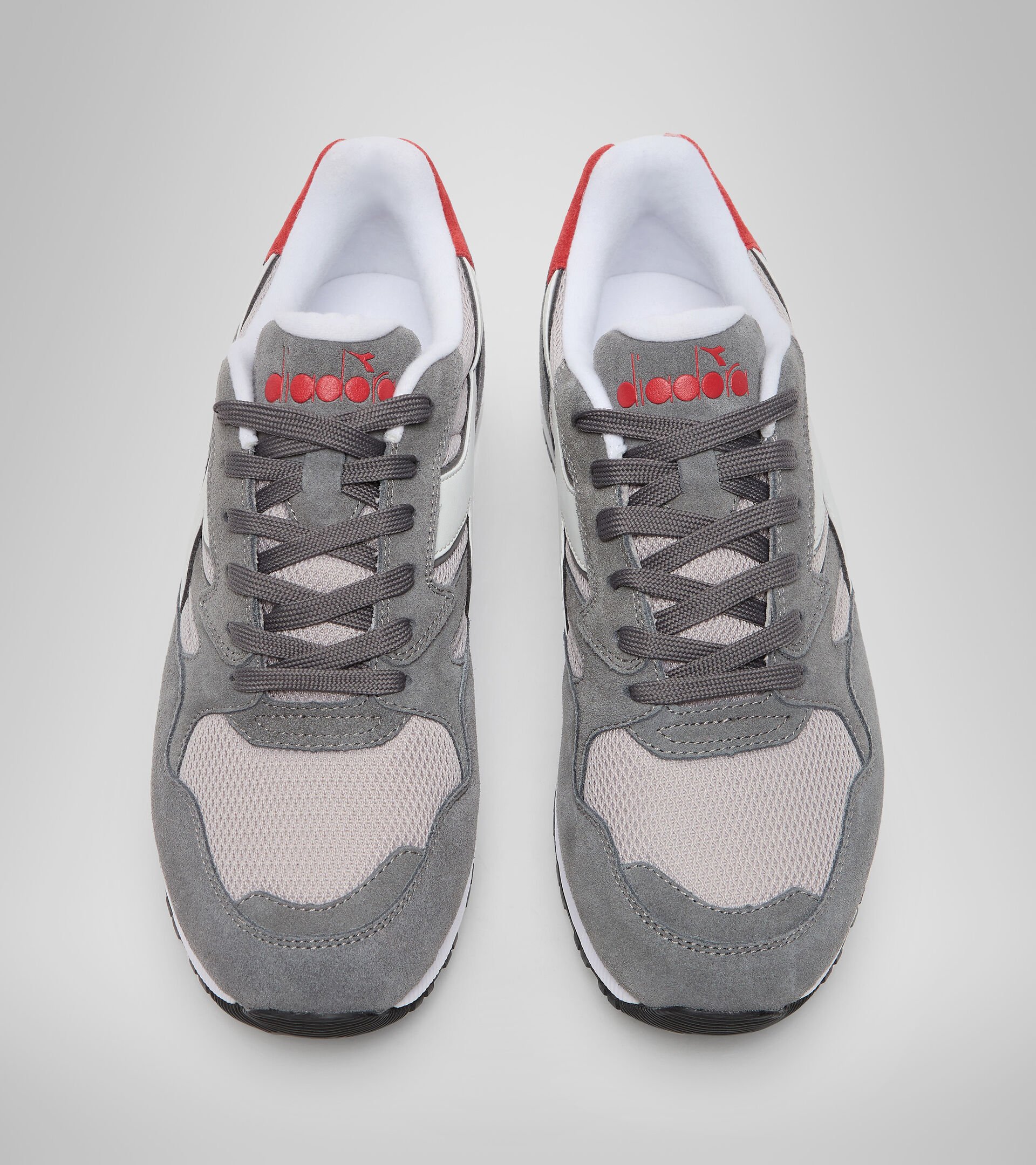 Footwear Sportswear UNISEX N902 S GRIS CARBON Diadora