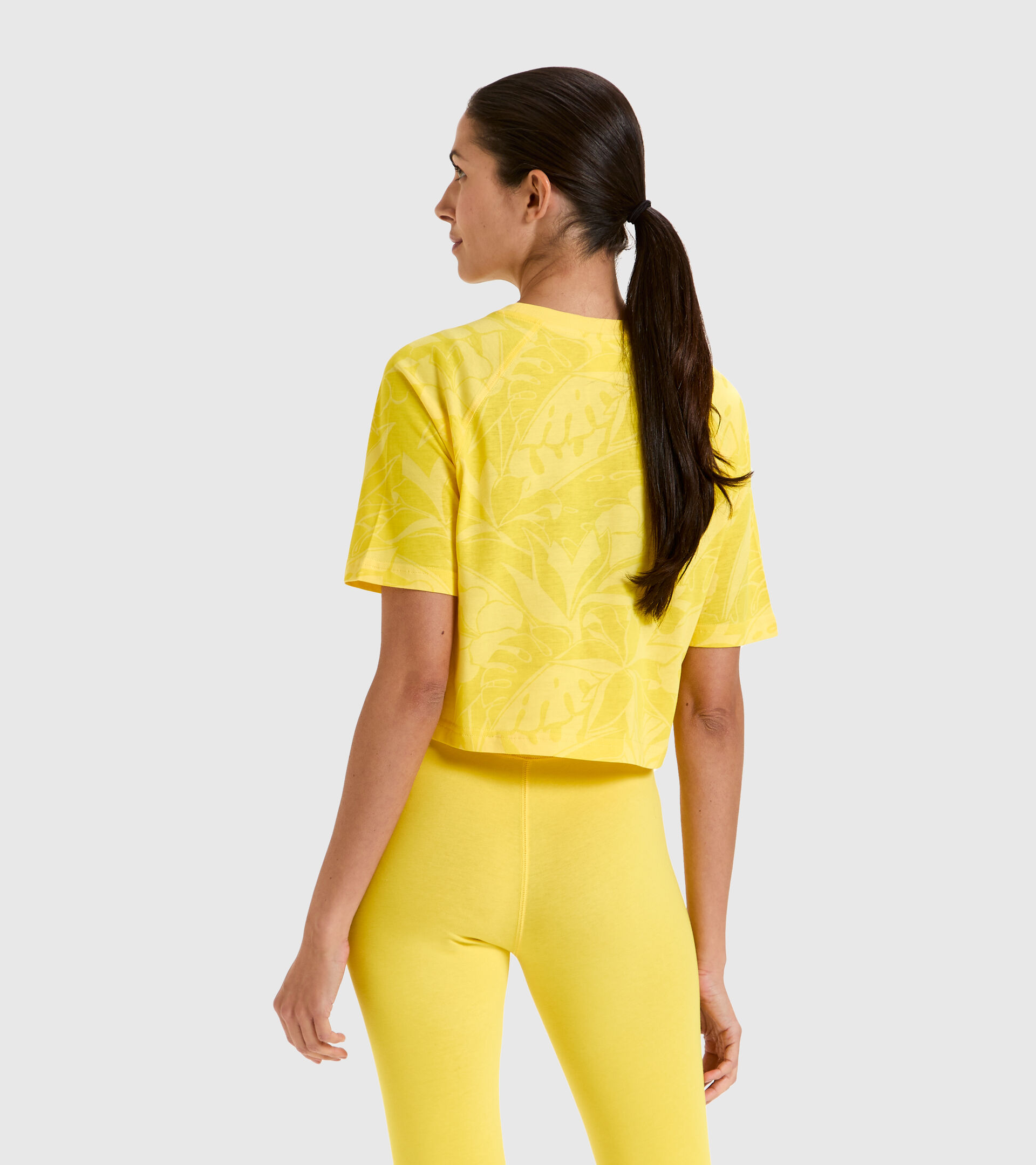 Cotton T-shirt - Women L. T-SHIRT SS CROP MANIFESTO YELLOW LENS - Diadora