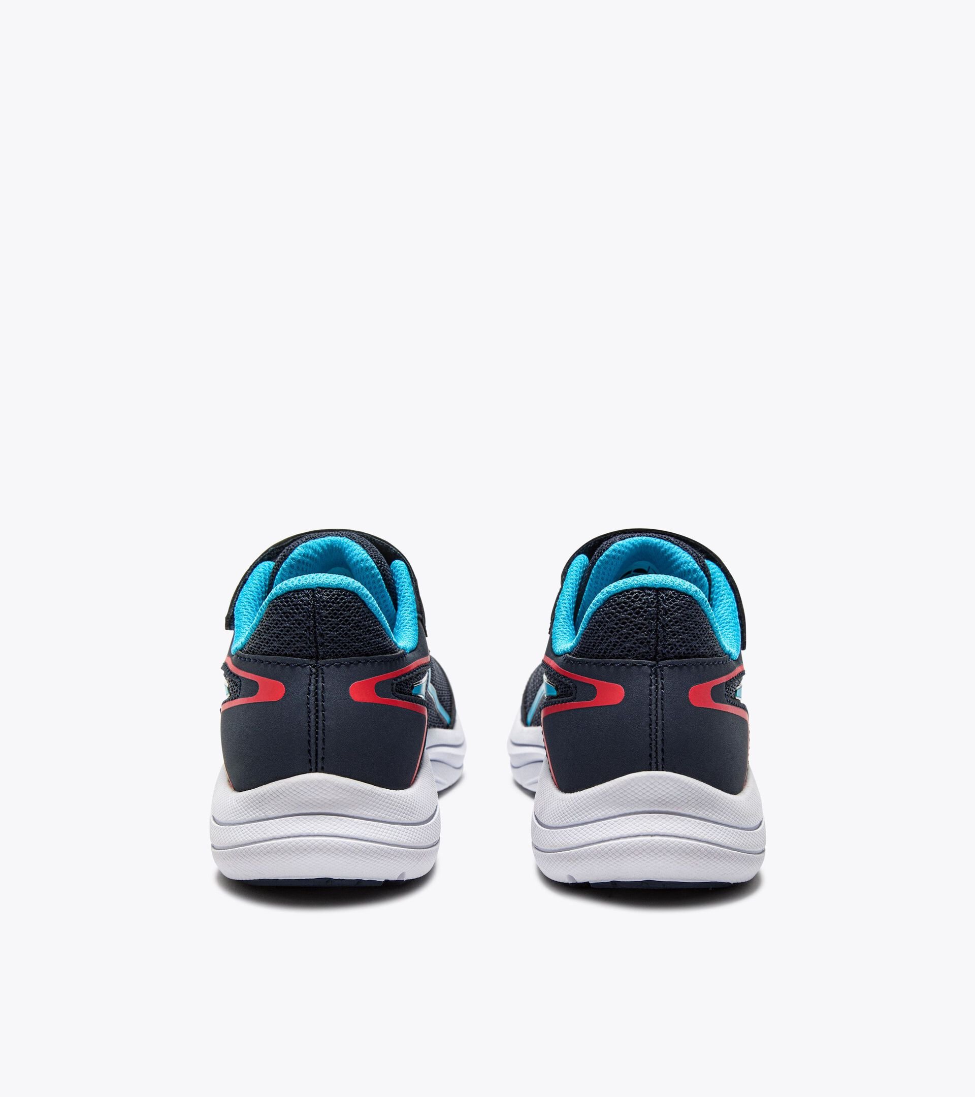 Running shoe - Double lacing system - Junior
SNIPE 3 JR BLUE CORSAIR/BLUE FLUO - Diadora