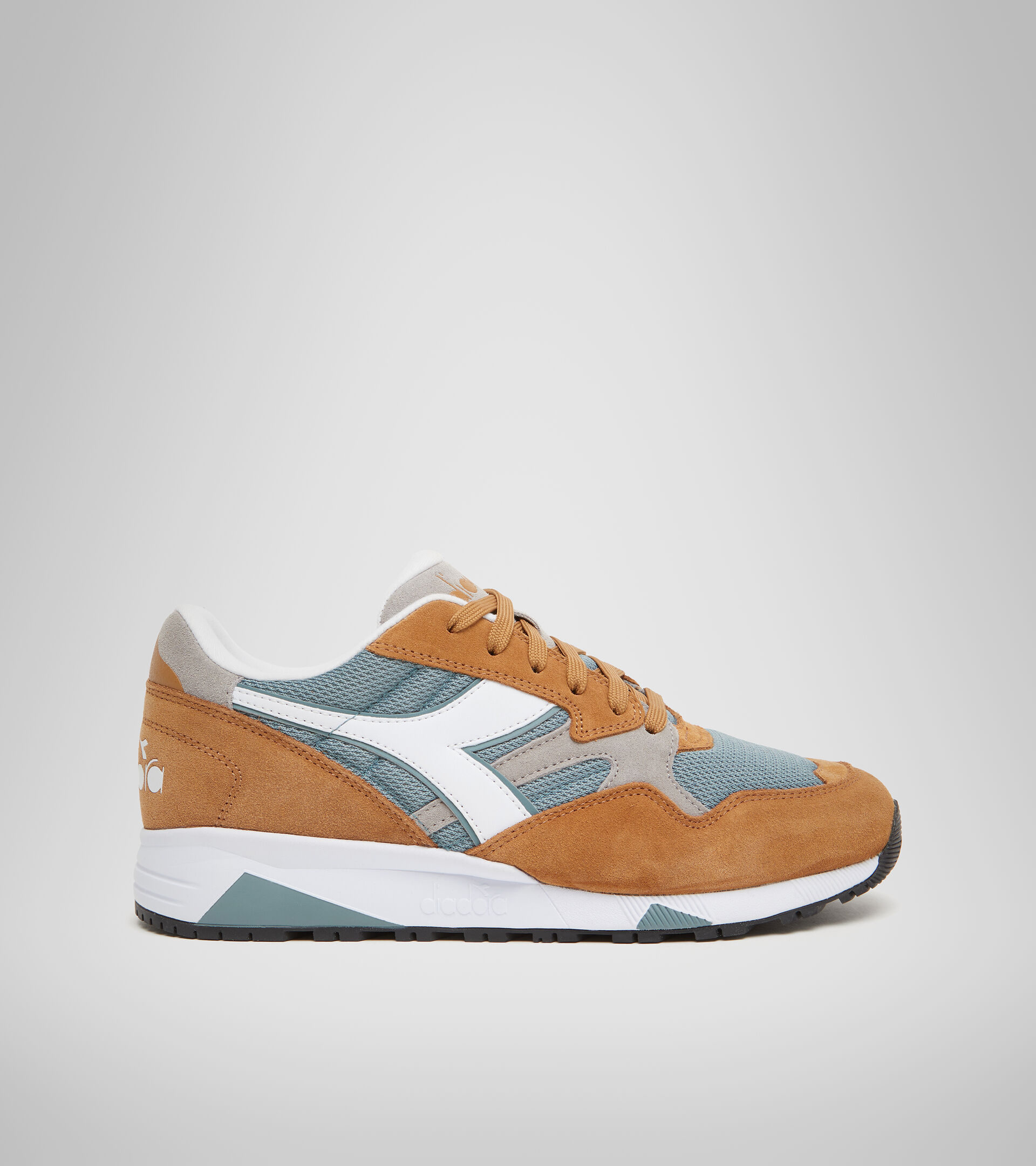 Footwear Sportswear UNISEX N902 S BEIGE CERBIATTO/GRIGIO CARDO Diadora