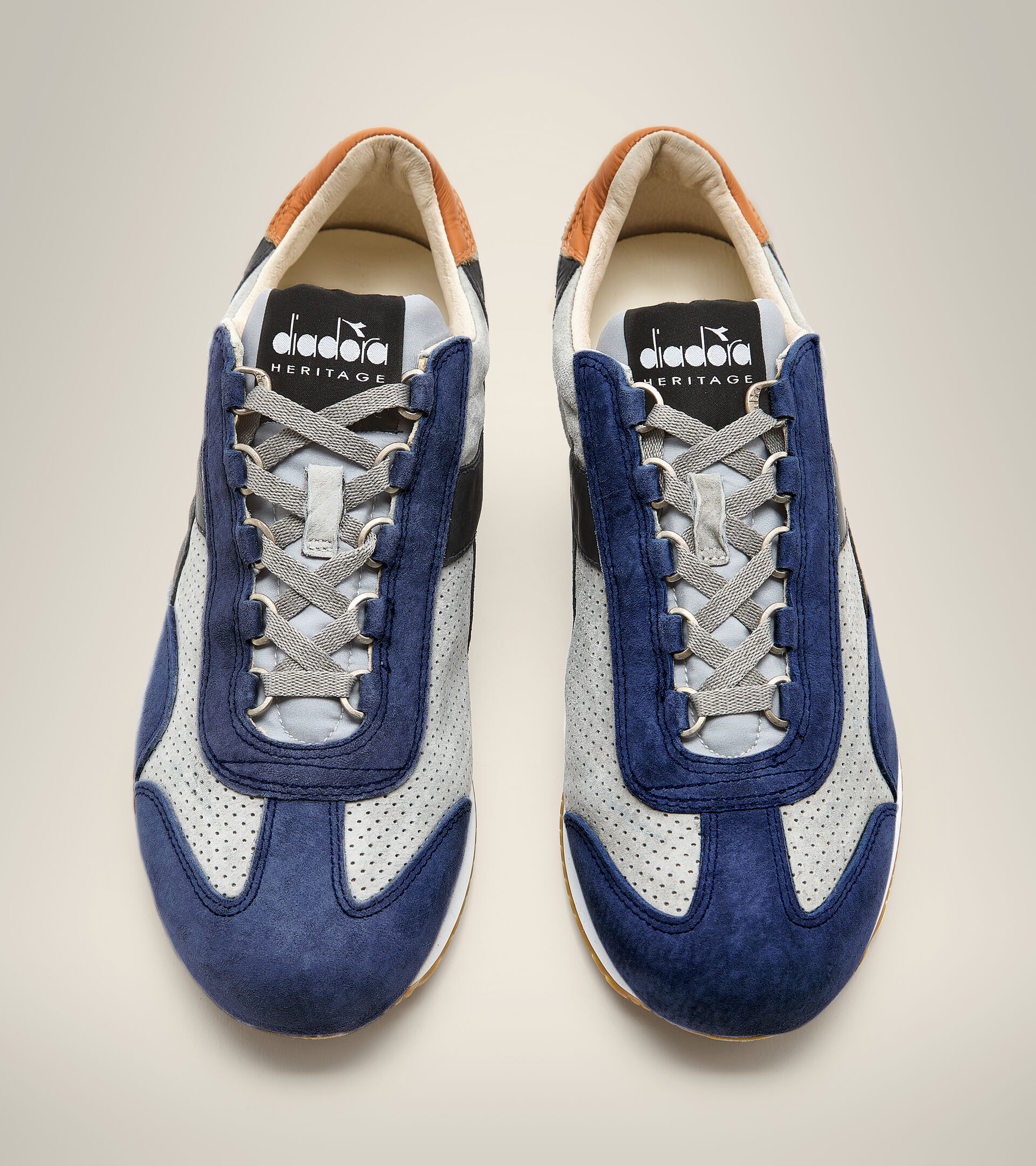 Heritage shoe - Unisex EQUIPE SUEDE SW GRAY LIMESTONE - Diadora