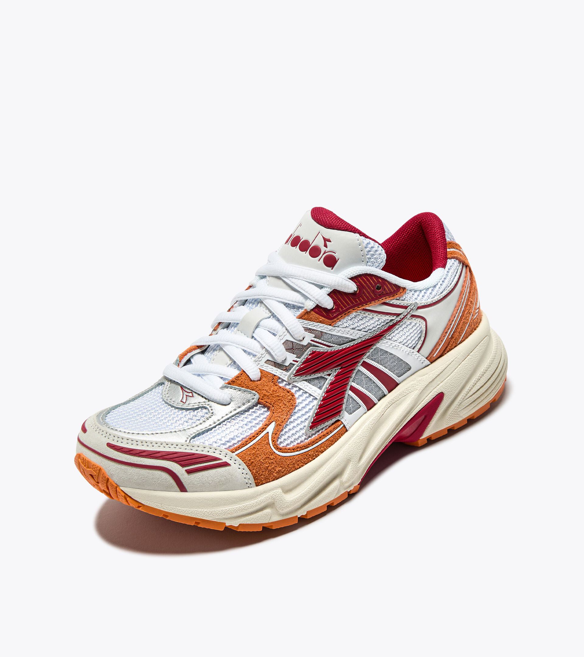 Sports sneakers - All-Gender MYTHOS STAR WHITE/ORANGE SUNSET - Diadora