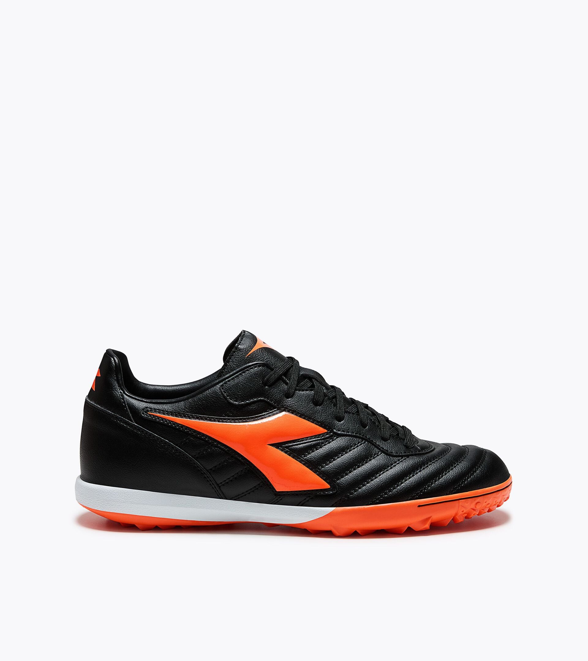 Synthetic pitch football boots - Men&rsquo;s BRASIL CLUB TF BLACK/RED FLUO - Diadora