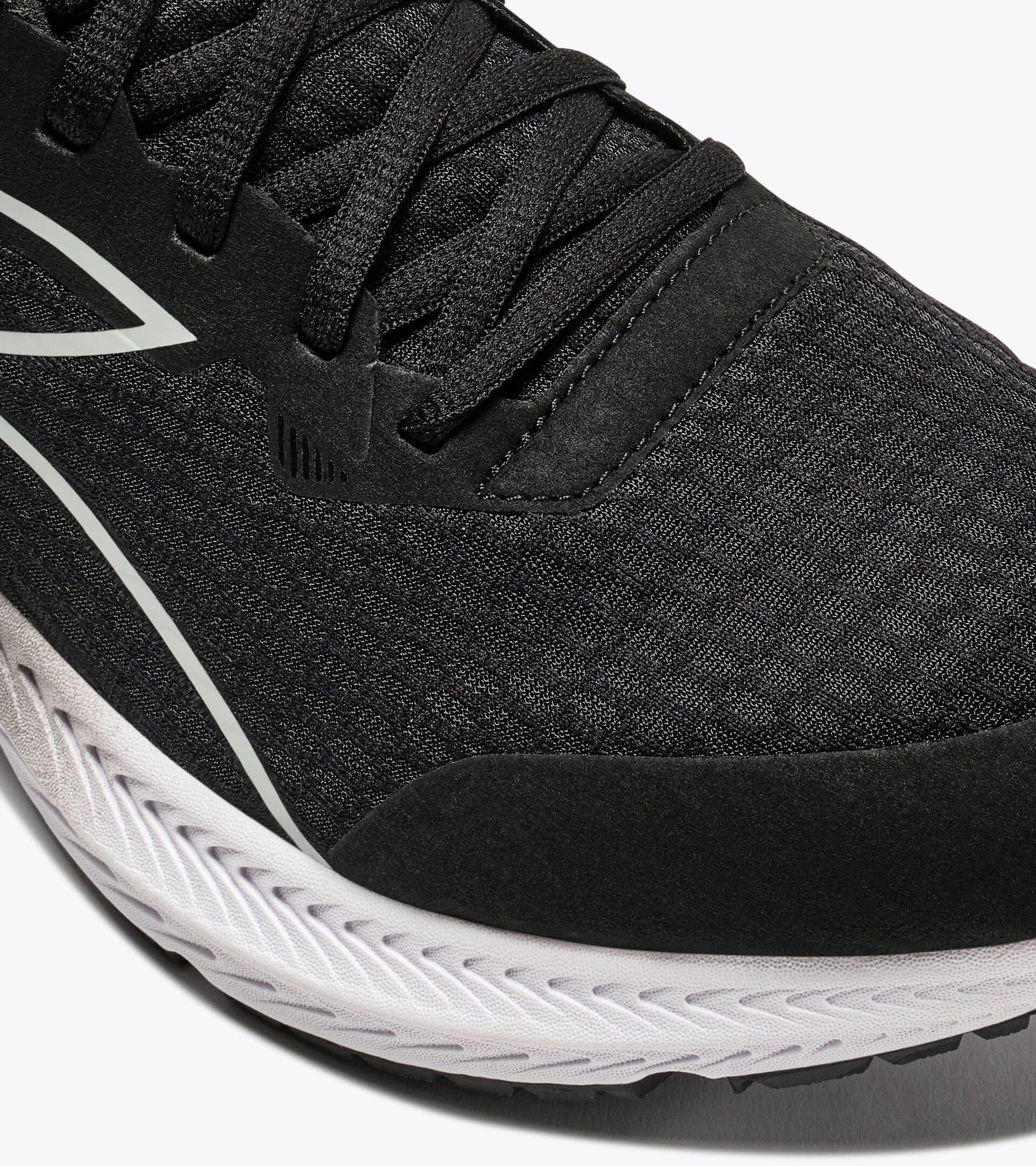 Neutral running shoes -  Men&rsquo;s STRADA 3 BLACK/SILVER/WHITE - Diadora