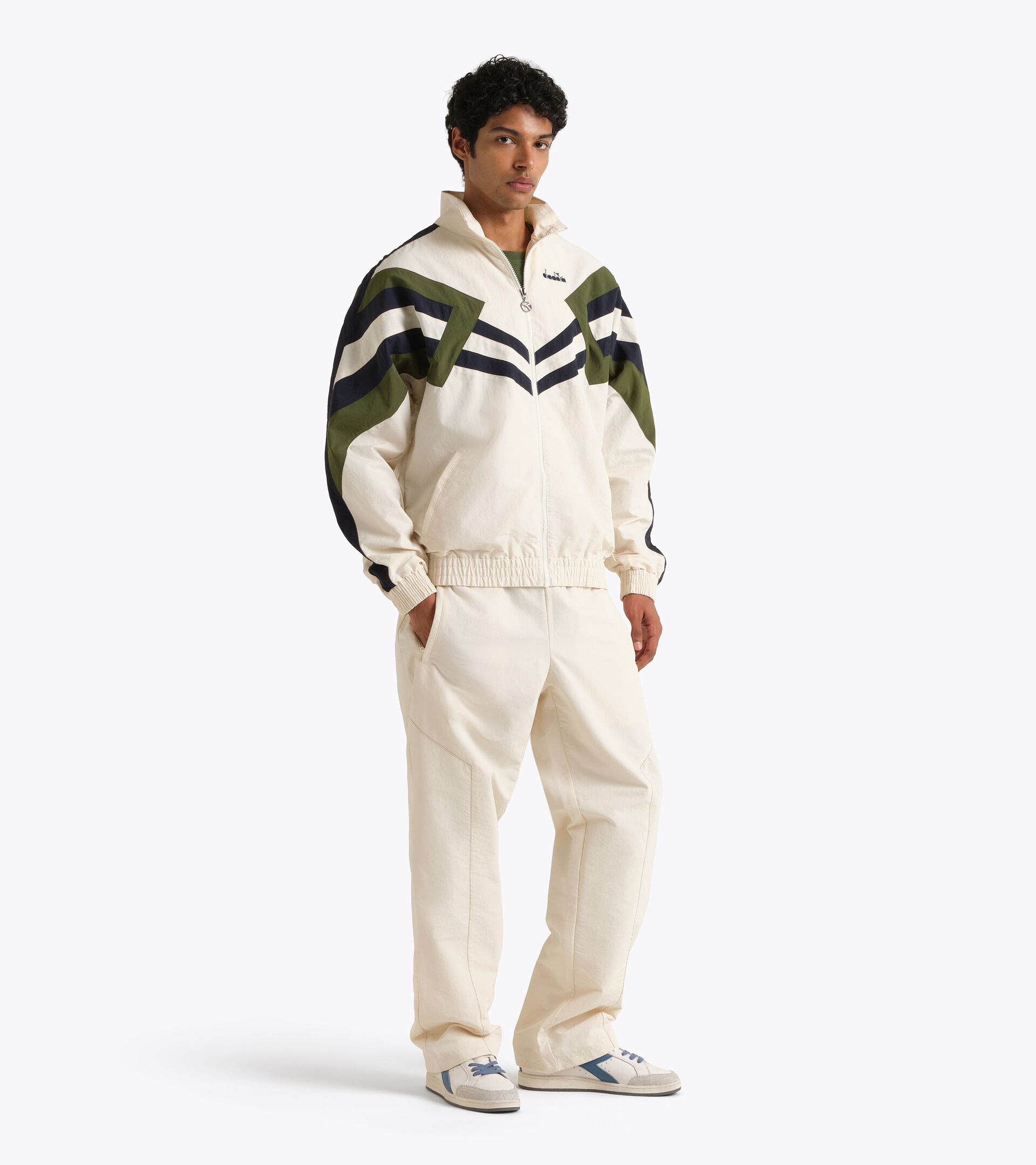 Legacy Track Pants - All-gender
 TRACK PANT LEGACY WHITE ALYSSUM - Diadora
