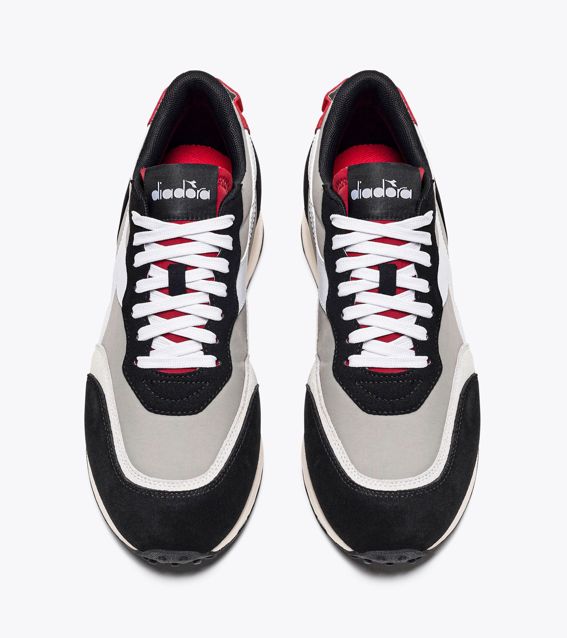 Sportschuh - Gender neutral RACE NYL ULTIMATIVEN GRIS/SCHWARZ - Diadora