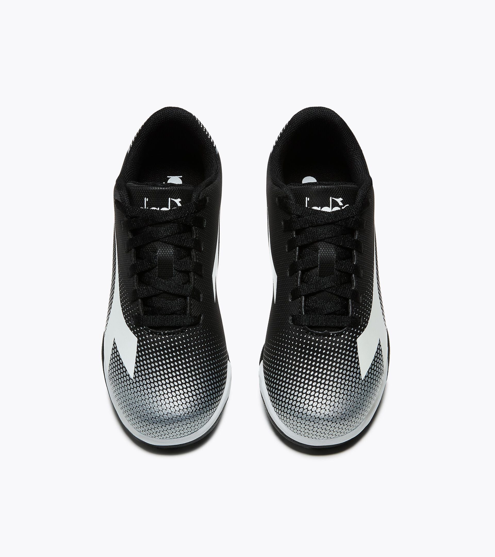 Futsal-Schuh f&uuml;r synthetische B&ouml;den - Jungen und M&auml;dchen PICHICHI 9 JR TF NERO/BIANCO/ARGENTO DD - Diadora