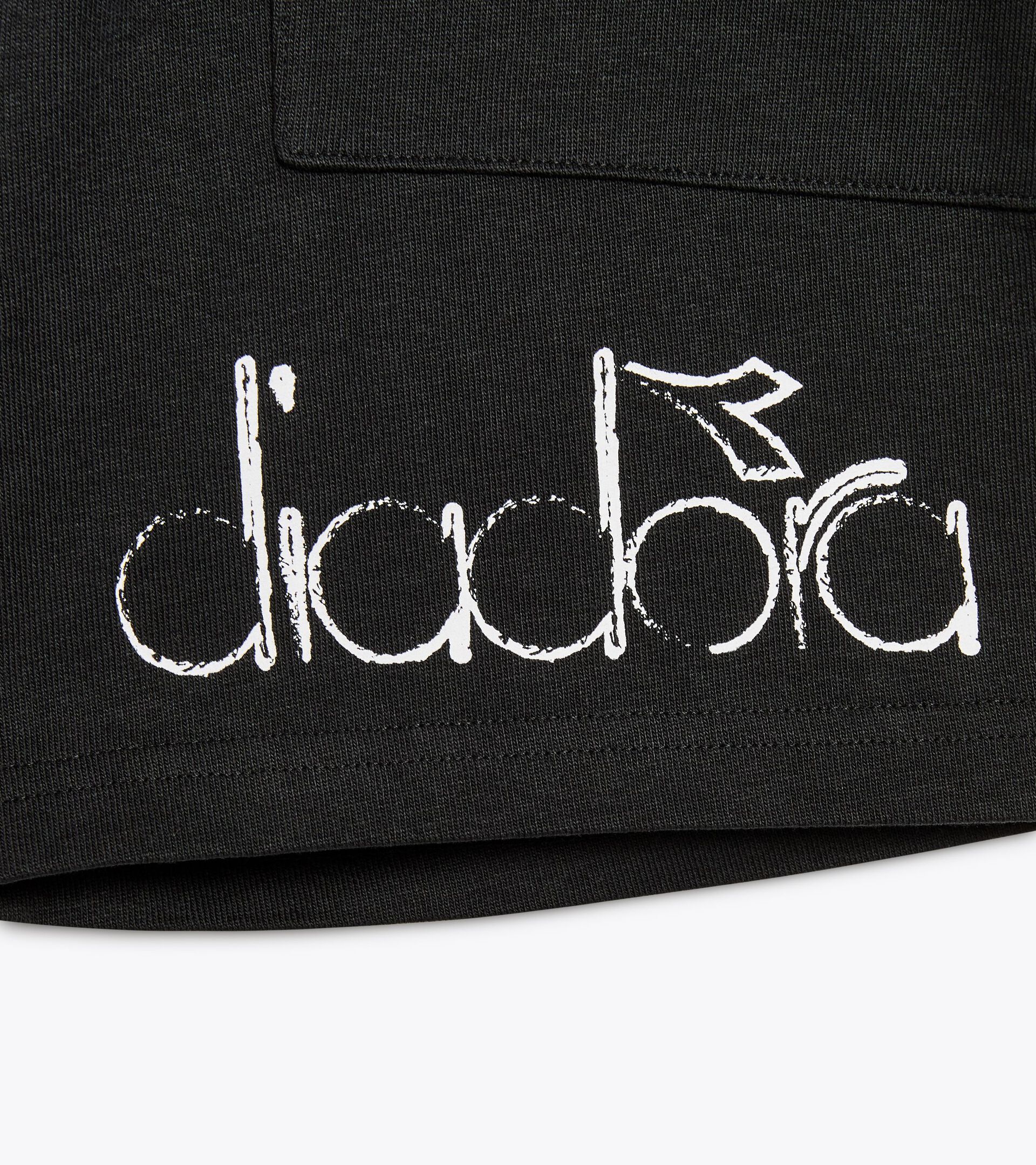 Graffiti-inspired bermuda shorts - Boy JB. BERMUDA GRAFFITI BLACK - Diadora