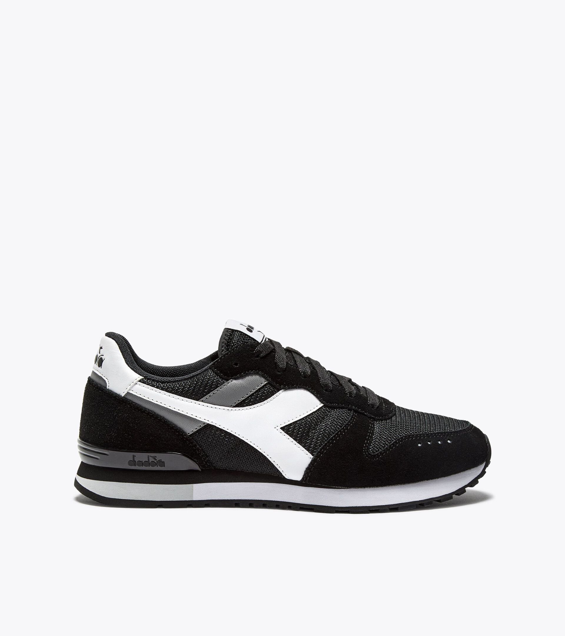 Suede leather sneaker - All-gender CAMARO M2 BLACK - Diadora